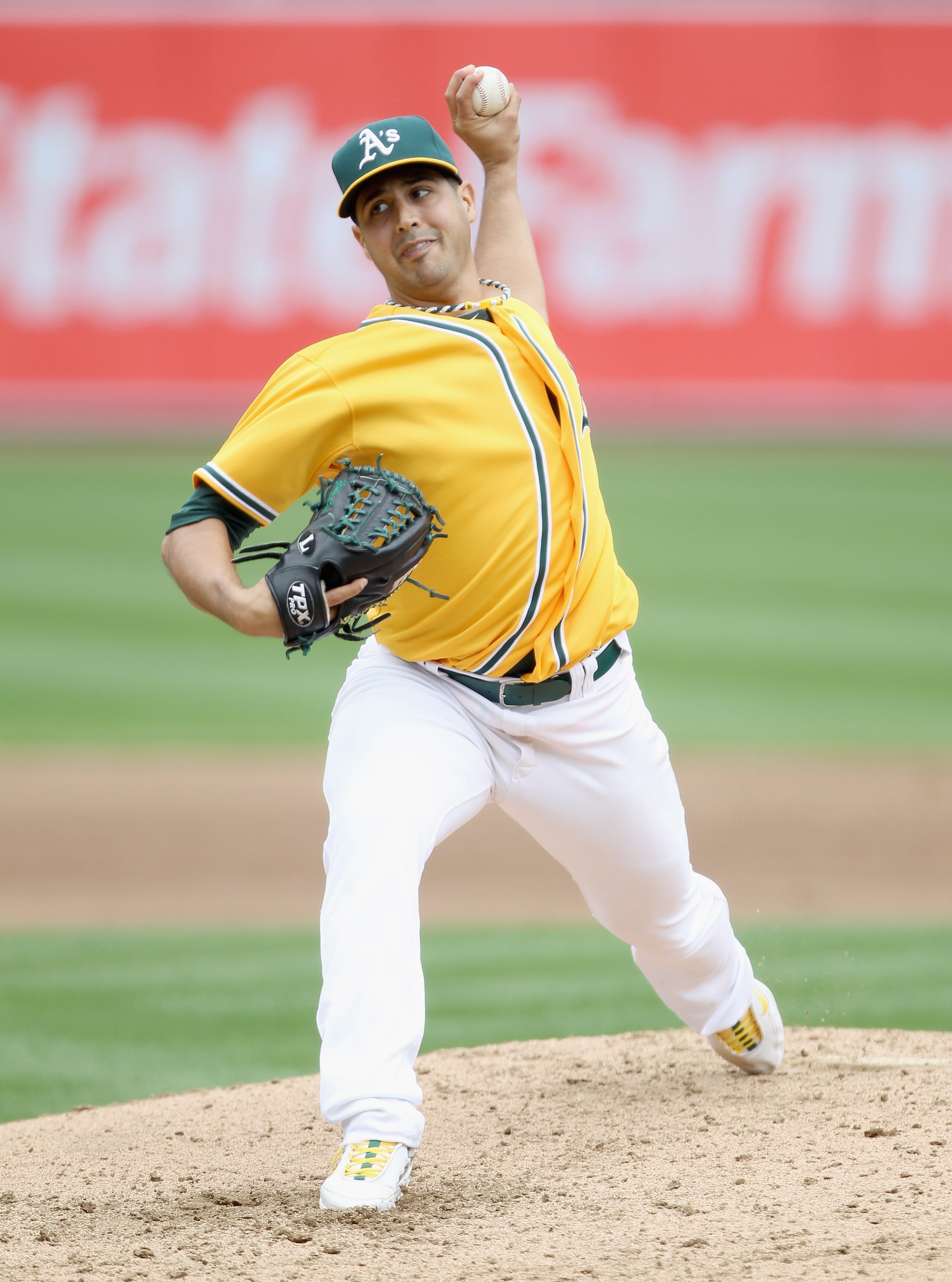OAKLAND, CA - APRIL 20:  Gio Gonzalez #47 of the Oakland Athletics in action against the Boston Red Sox at Oakland-Alameda County Coliseum on April 20, 2011 in Oakland, California.  (Photo by Ezra Shaw/Getty Images)