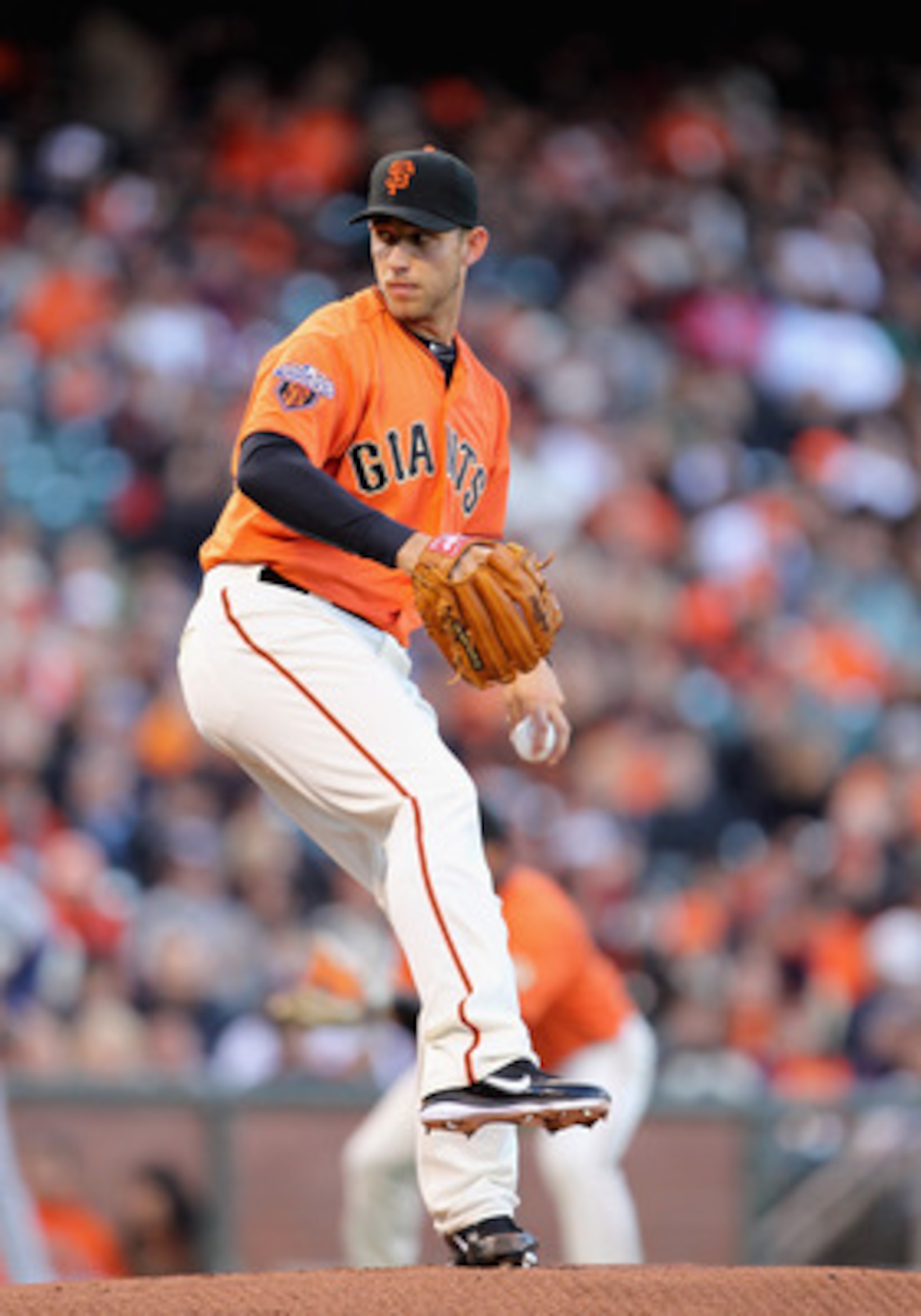 SAN FRANCISCO, CA - APRIL 22:  Madison Bumgarner #40 of the San Francisco Giants in action against the Atlanta Braves at AT&T Park on April 22, 2011 in San Francisco, California.  (Photo by Ezra Shaw/Getty Images)