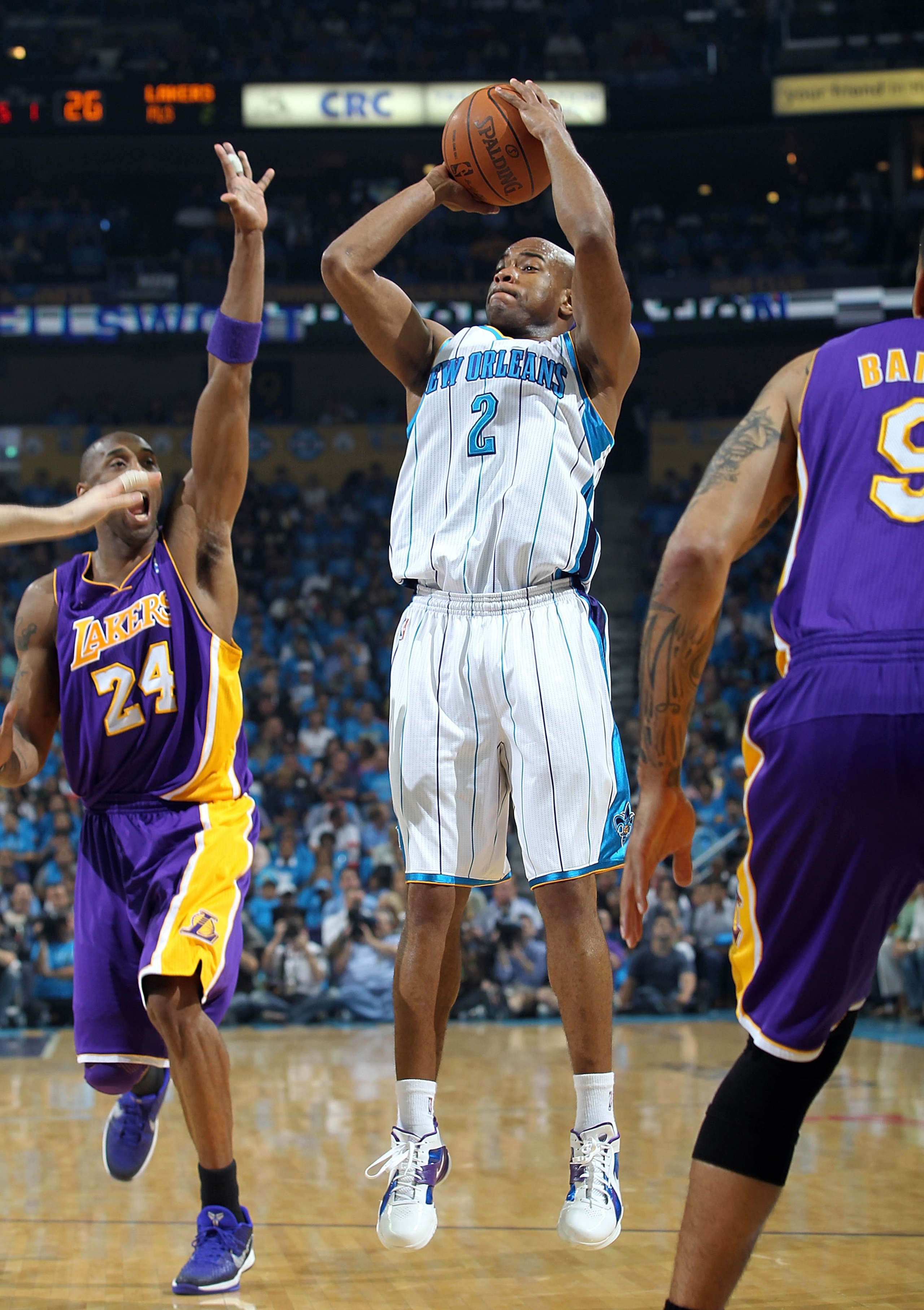 NEW ORLEANS, LA - APRIL 28:  Guard Jarrett Jack #2 of the New Orleans Hornets takes a shot against Kobe Bryant #24 of the Los Angeles Lakers in Game Six of the Western Conference Quarterfinals in the 2011 NBA Playoffs on April 28, 2011 at New Orleans Aren
