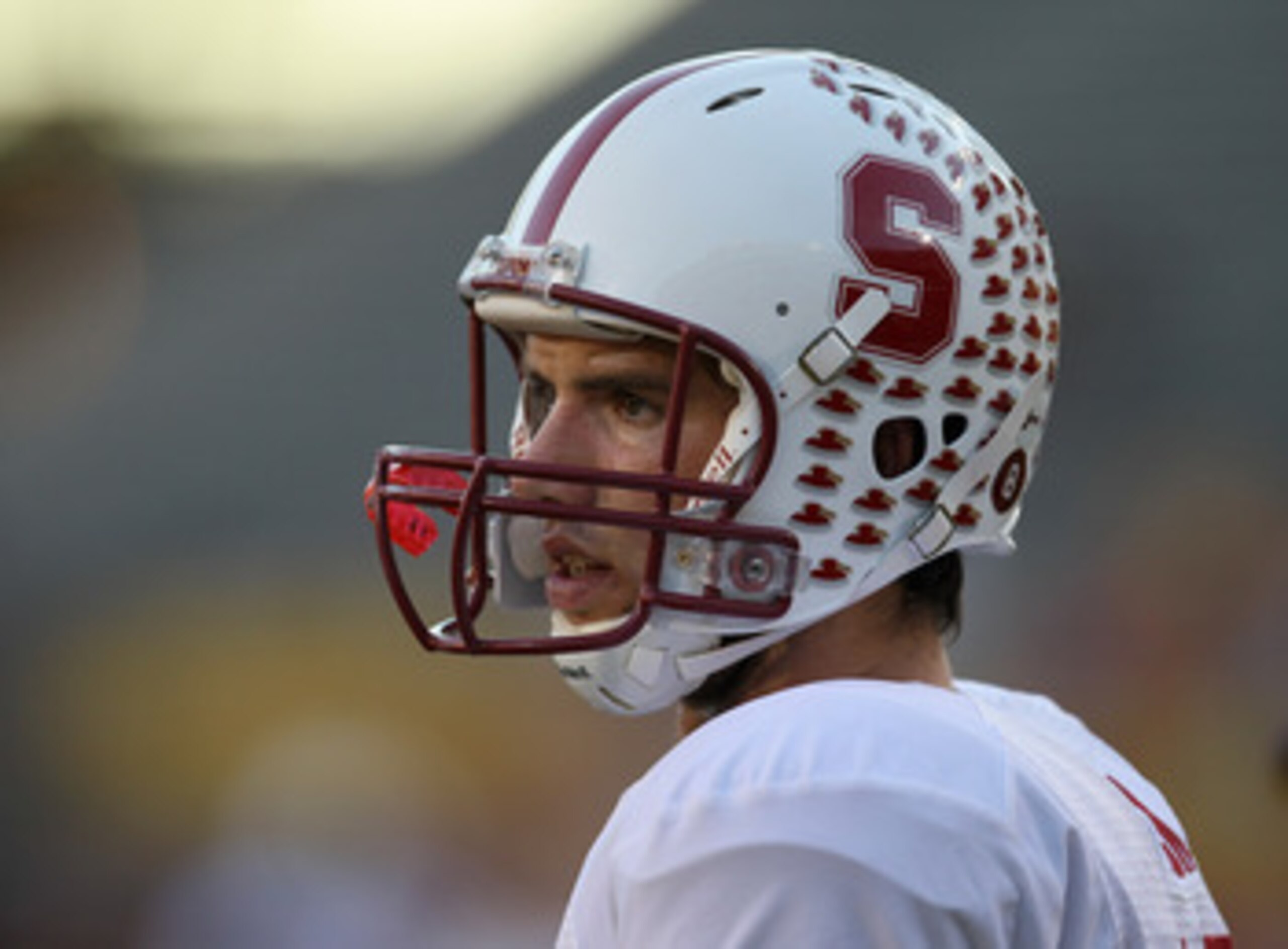 TEMPE, AZ - NOVEMBER 13:  Quarterback Andrew Luck #12 of the Stanford Cardinal warms up for the game with the Arizona State Sun Devils  at Sun Devil Stadium on November 13, 2010 in Tempe, Arizona.  (Photo by Stephen Dunn/Getty Images)