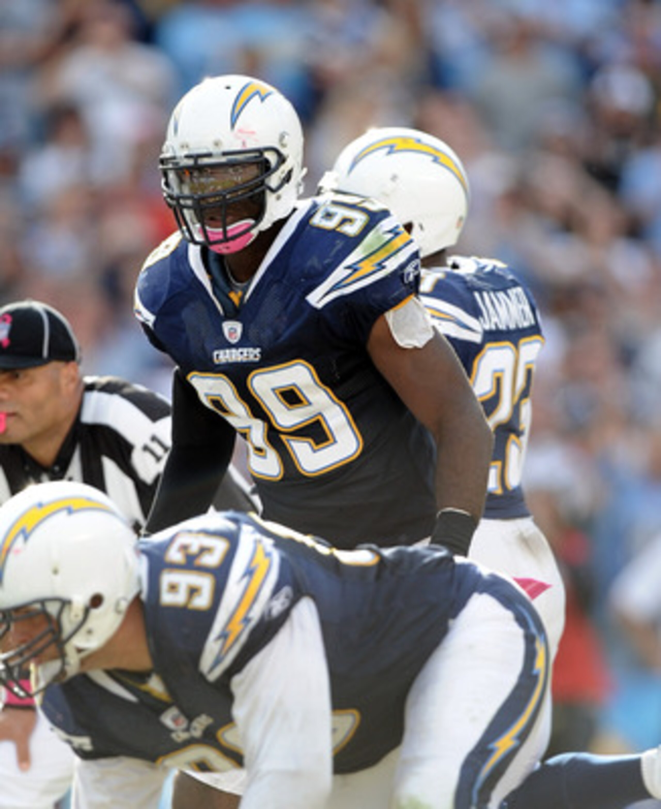 SAN DIEGO - OCTOBER 24:  Kevin Burnett #99 of the San Diego Chargers waits for the snap against the New England Patriots at Qualcomm Stadium on October 24, 2010 in San Diego, California.  (Photo by Harry How/Getty Images)