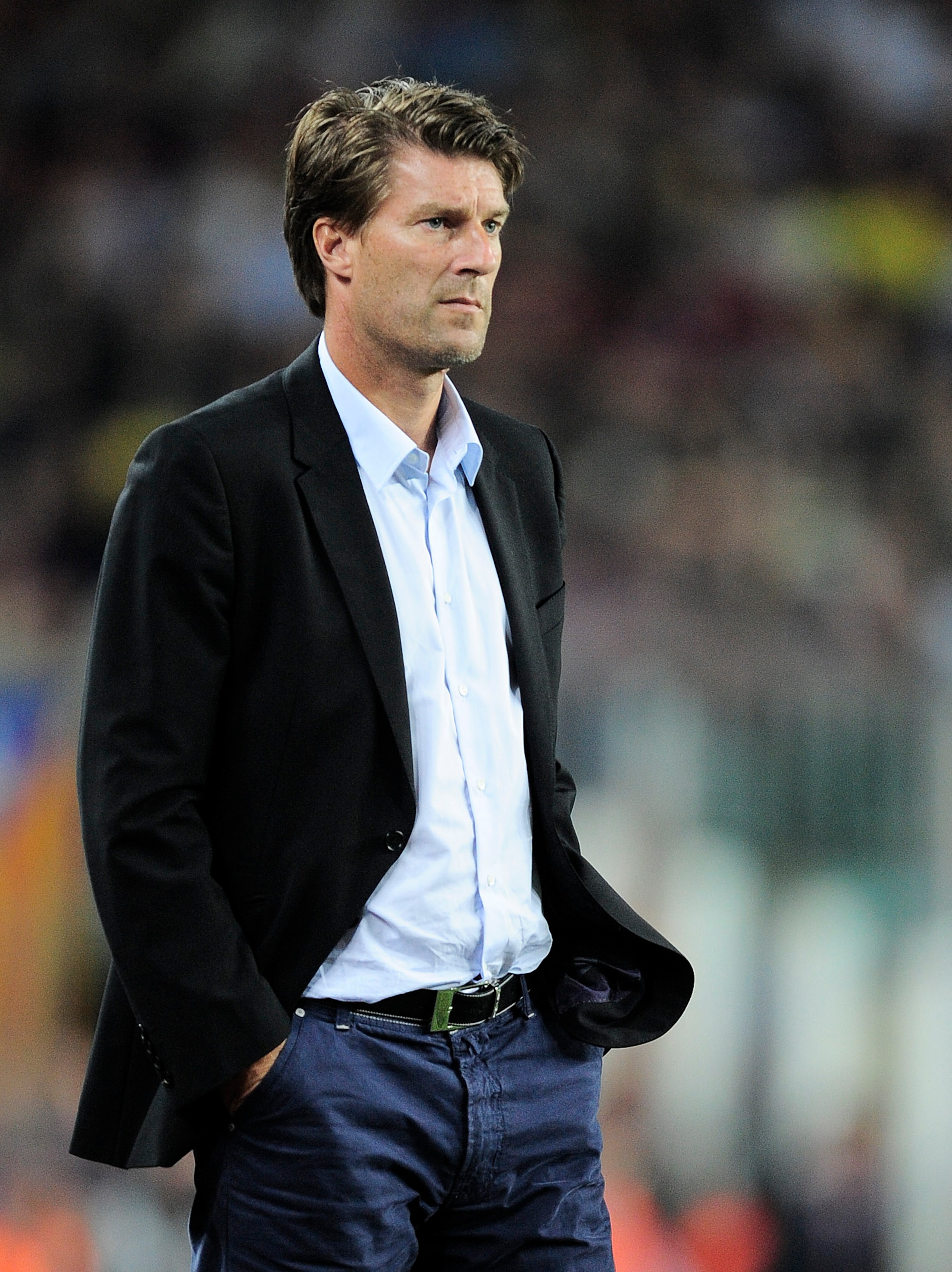 BARCELONA, SPAIN - OCTOBER 03: Head coach Michael Laudrup of Mallorca watches the game during the La Liga match between Barcelona and Mallorca at the Camp Nou stadium on October 3, 2010 in Barcelona, Spain. The match ended 1-1 draw. (Photo by David Ramo BARCELONA, SPAIN - OCTOBER 03: Head coach Michael Laudrup of Mallorca watches the game during the La Liga match between Barcelona and Mallorca at the Camp Nou stadium on October 3, 2010 in Barcelona, Spain. The match ended 1-1 draw. (Photo by David Ramo