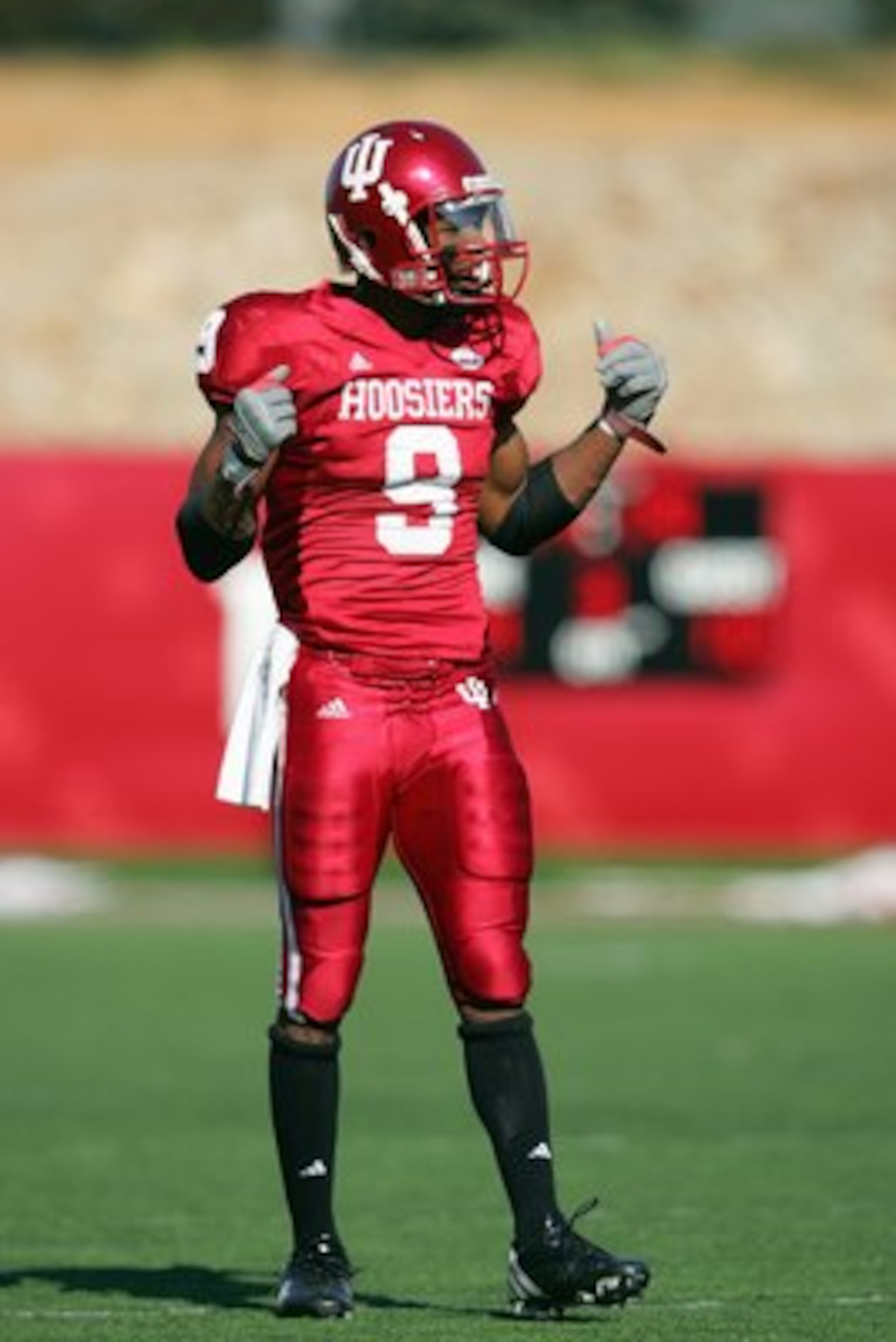 BLOOMINGTON, IN - NOVEMBER 3: Tracy Porter #9 of the Indiana Hoosiers looks on during the game against the Ball State Cardinals at Memorial Stadium November 3, 2007 in Bloomington, Indiana. (Photo by Andy Lyons/Getty Images)