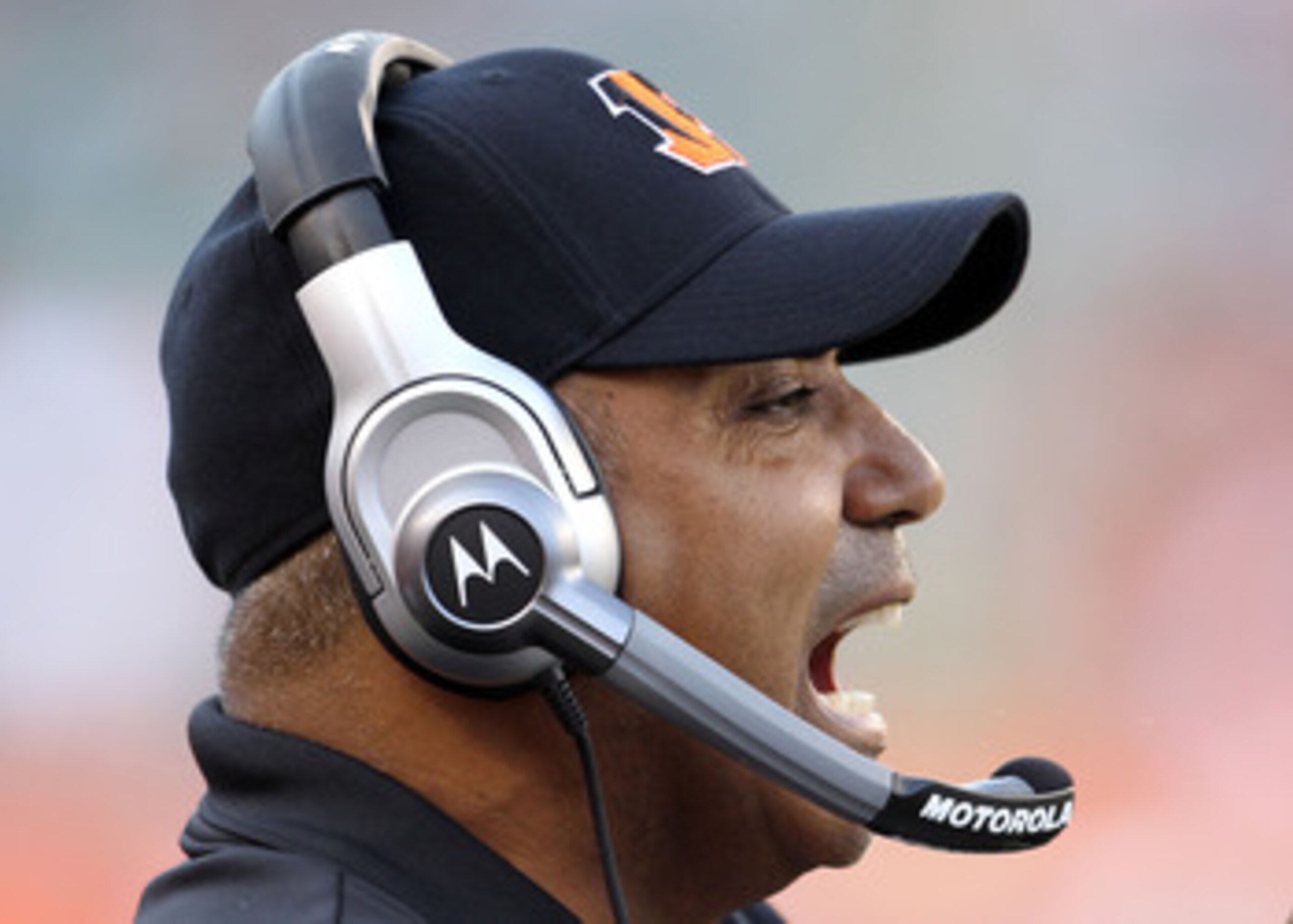 CINCINNATI - NOVEMBER 21:  Marvin Lewis the Head Coach of the Cincinnati Bengals gives instructions to his team during the Bengals 49-31 loss to the Buffalo Bills at Paul Brown Stadium on November 21, 2010 in Cincinnati, Ohio.  (Photo by Andy Lyons/Getty