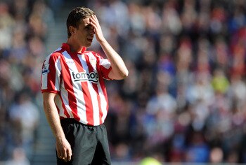 SUNDERLAND, ENGLAND - APRIL 30:  Jordan Henderson of Sunderland looks dejected during the Barclays Premier League match between Sunderland and Fulham at Stadium of Light on April 30, 2011 in Sunderland, England.  (Photo by Chris Brunskill/Getty Images)
