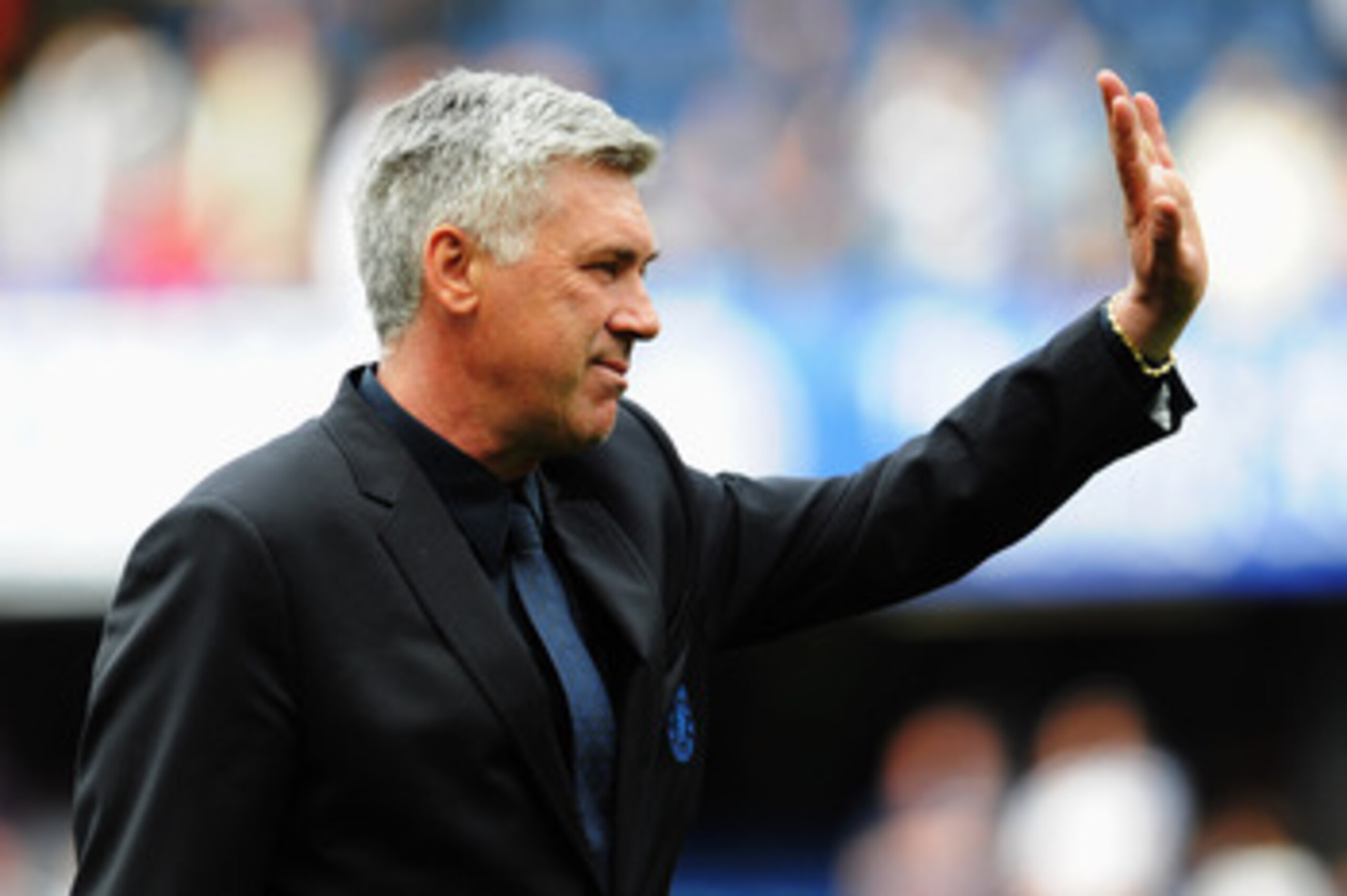 LONDON, ENGLAND - MAY 15: Carlo Ancelotti the Chelsea manager acknowledges the home fans following the Barclays Premier League match between Chelsea and Newcastle United at Stamford Bridge on May 15, 2011 in London, England. (Photo by Michael Regan/Gett LONDON, ENGLAND - MAY 15: Carlo Ancelotti the Chelsea manager acknowledges the home fans following the Barclays Premier League match between Chelsea and Newcastle United at Stamford Bridge on May 15, 2011 in London, England. (Photo by Michael Regan/Gett