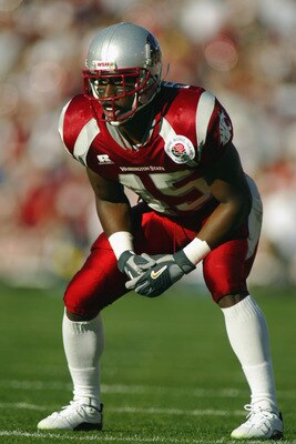 PASADENA, CA - JANUARY 1:  Cornerback Marcus Trufant #45 of the WSU Cougars on the field during the 89th Rose Bowl against the Oklahoma Sooners on January 1, 2003 at the Rose Bowl in Pasadena, California.  The University of Oklahoma Sooners defeated the W