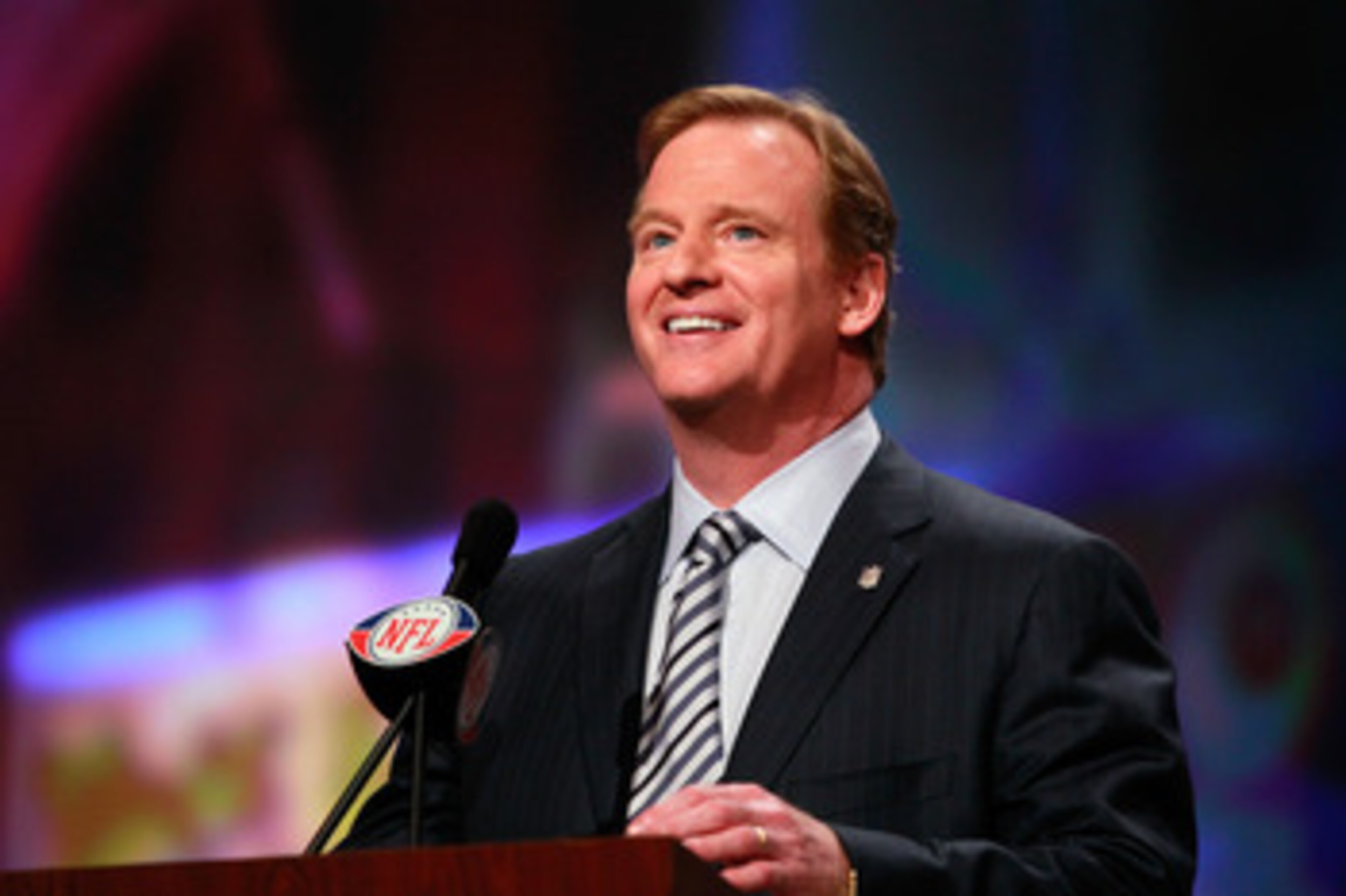 NEW YORK, NY - APRIL 28: NFL Commissioner Roger Goodell speaks at the podium during the 2011 NFL Draft at Radio City Music Hall on April 28, 2011 in New York City. (Photo by Chris Trotman/Getty Images) NEW YORK, NY - APRIL 28: NFL Commissioner Roger Goodell speaks at the podium during the 2011 NFL Draft at Radio City Music Hall on April 28, 2011 in New York City. (Photo by Chris Trotman/Getty Images)