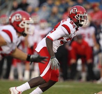 SOUTH BEND, IN - NOVEMBER 13: Justin Taplin-Ross #33 of the Utah Utes moves to pursue a runner against the Notre Dame Fighting Irish at Notre Dame Stadium on November 13, 2010 in South Bend, Indiana. Notre Dame defeated Utah 28-3. (Photo by Jonathan Danie