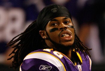 MINNEAPOLIS - JANUARY 17:  Wide receiver Sidney Rice #18 of the Minnesota Vikings celebrates while playing against the Dallas Cowboys during the first half of the NFC Divisional Playoff Game at Hubert H. Humphrey Metrodome on January 17, 2010 in Minneapol