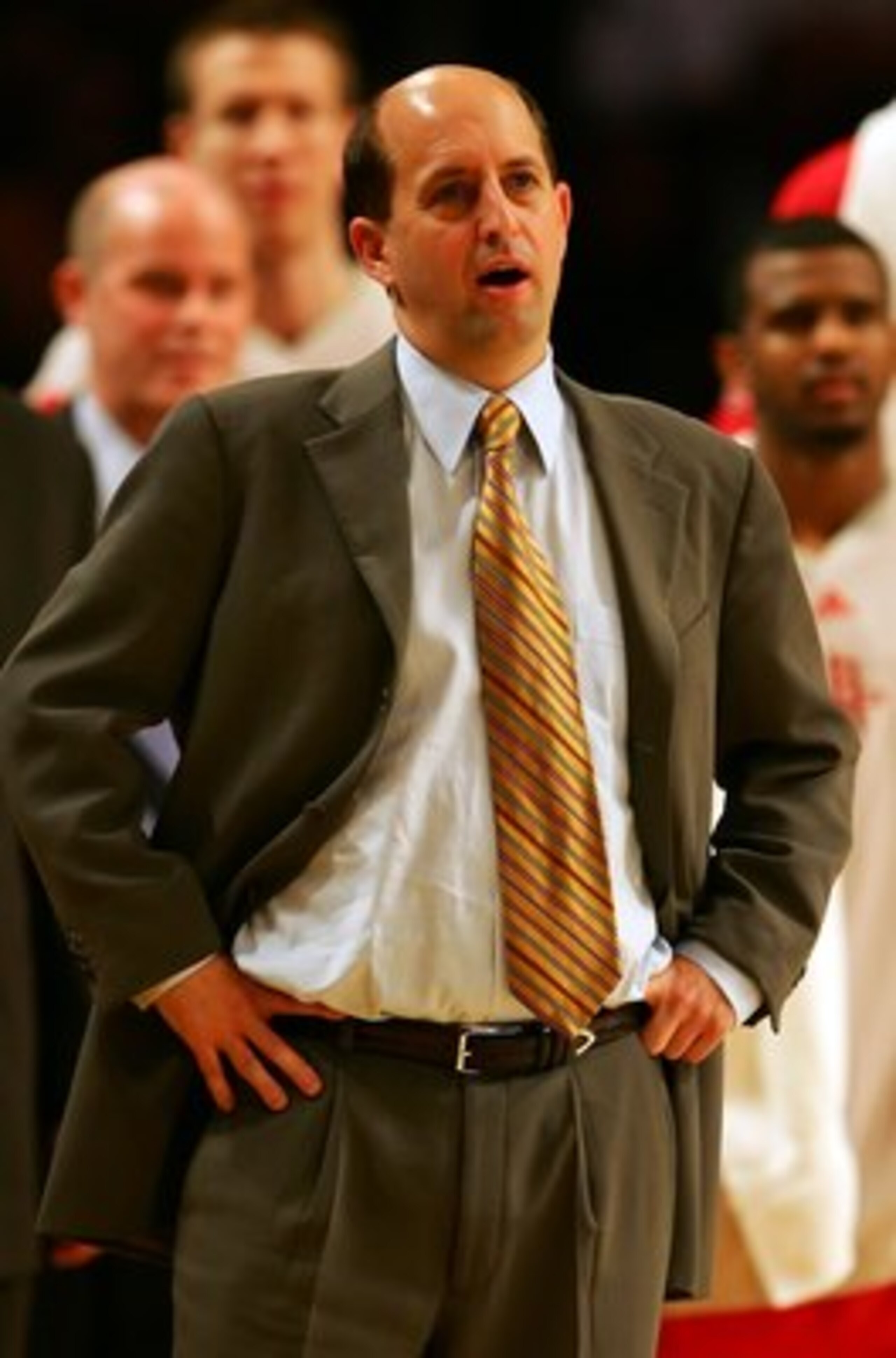 LOS ANGELES - DECEMBER 15:  Head coach Jeff Van Gundy of the Houston Rockets looks on during the game against the Los Angeles Lakers on December 15, 2006 at Staples Center in Los Angeles, California. The Lakers won 112-101. NOTE TO USER: User expressly ac