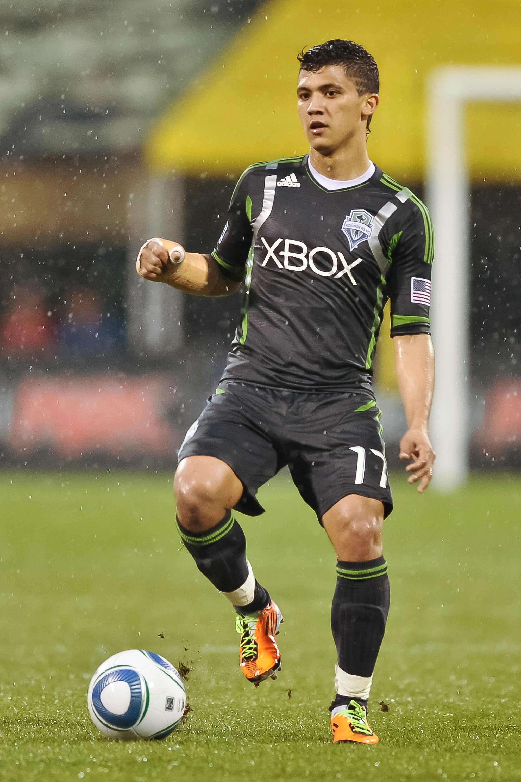 COLUMBUS, OH - MAY 7:  Fredy Montero #17 of the Seattle Sounders controls the ball against the Columbus Crew on May 7, 2011 at Crew Stadium in Columbus, Ohio. The match was a tie, 1-1. (Photo by Jamie Sabau/Getty Images)