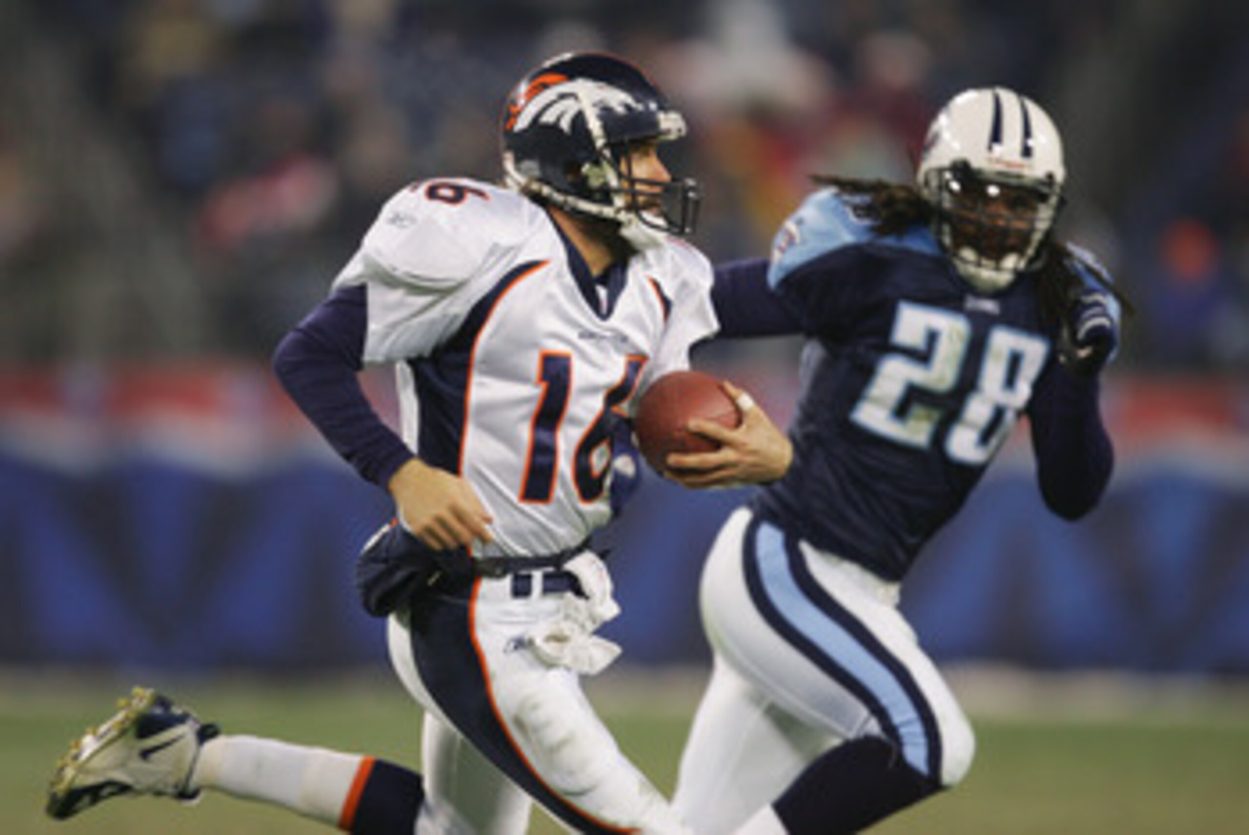 NASHVILLE, TN - DECEMBER 25: Jake Plummer #16 of the Denver Broncos scrambles during the game against the Tennessee Titans on December 25, 2004 at The Coliseum in Nashville, Tennessee. (Photo by Streeter Lecka/Getty Images) NASHVILLE, TN - DECEMBER 25: Jake Plummer #16 of the Denver Broncos scrambles during the game against the Tennessee Titans on December 25, 2004 at The Coliseum in Nashville, Tennessee. (Photo by Streeter Lecka/Getty Images)