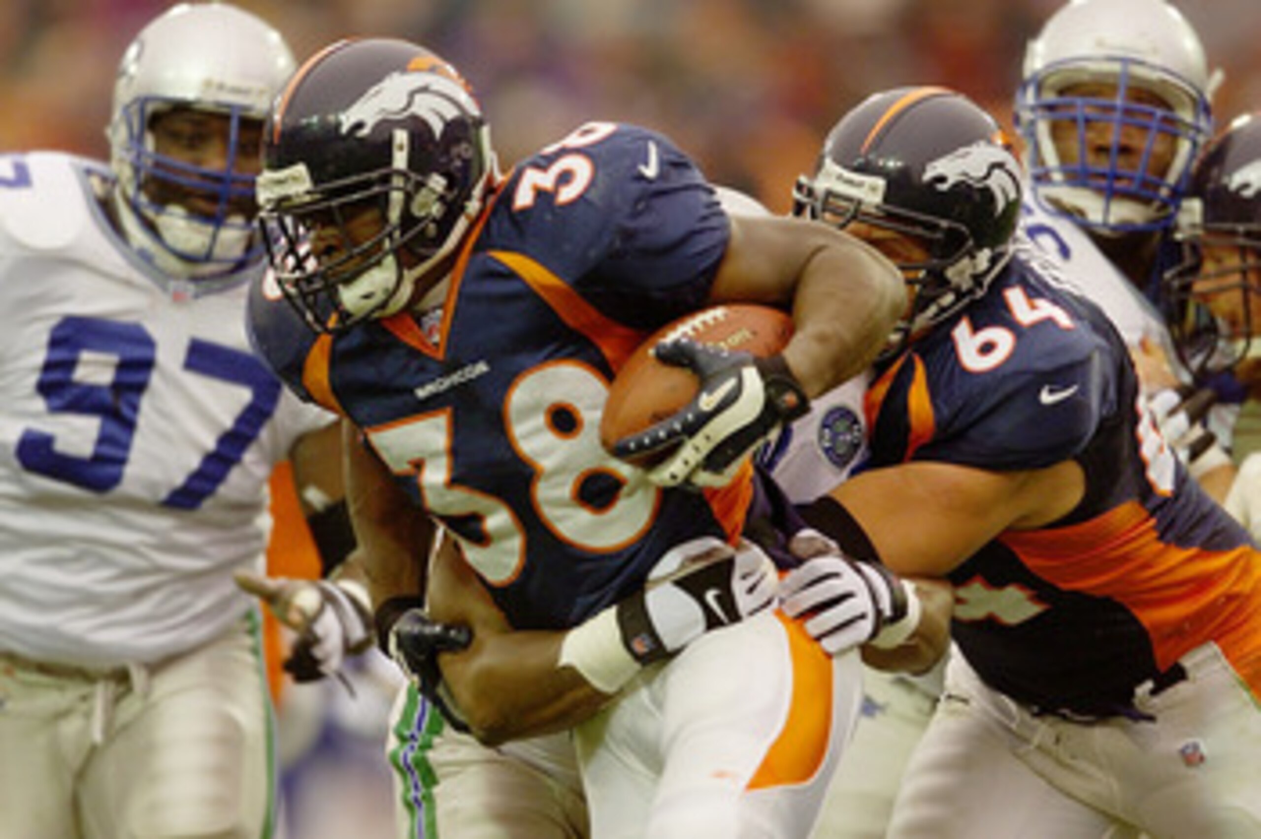 10 Dec 2000: Running back Mike Anderson #38 of the Denver Broncos pulls for extra yardage against the Seattle Seahawks in the first quarter at Mile High Stadium in Denver, Colorado. DIGITAL IMAGE> Mandatory Credit: Brian Bahr/ALLSPORT 10 Dec 2000: Running back Mike Anderson #38 of the Denver Broncos pulls for extra yardage against the Seattle Seahawks in the first quarter at Mile High Stadium in Denver, Colorado. DIGITAL IMAGE> Mandatory Credit: Brian Bahr/ALLSPORT