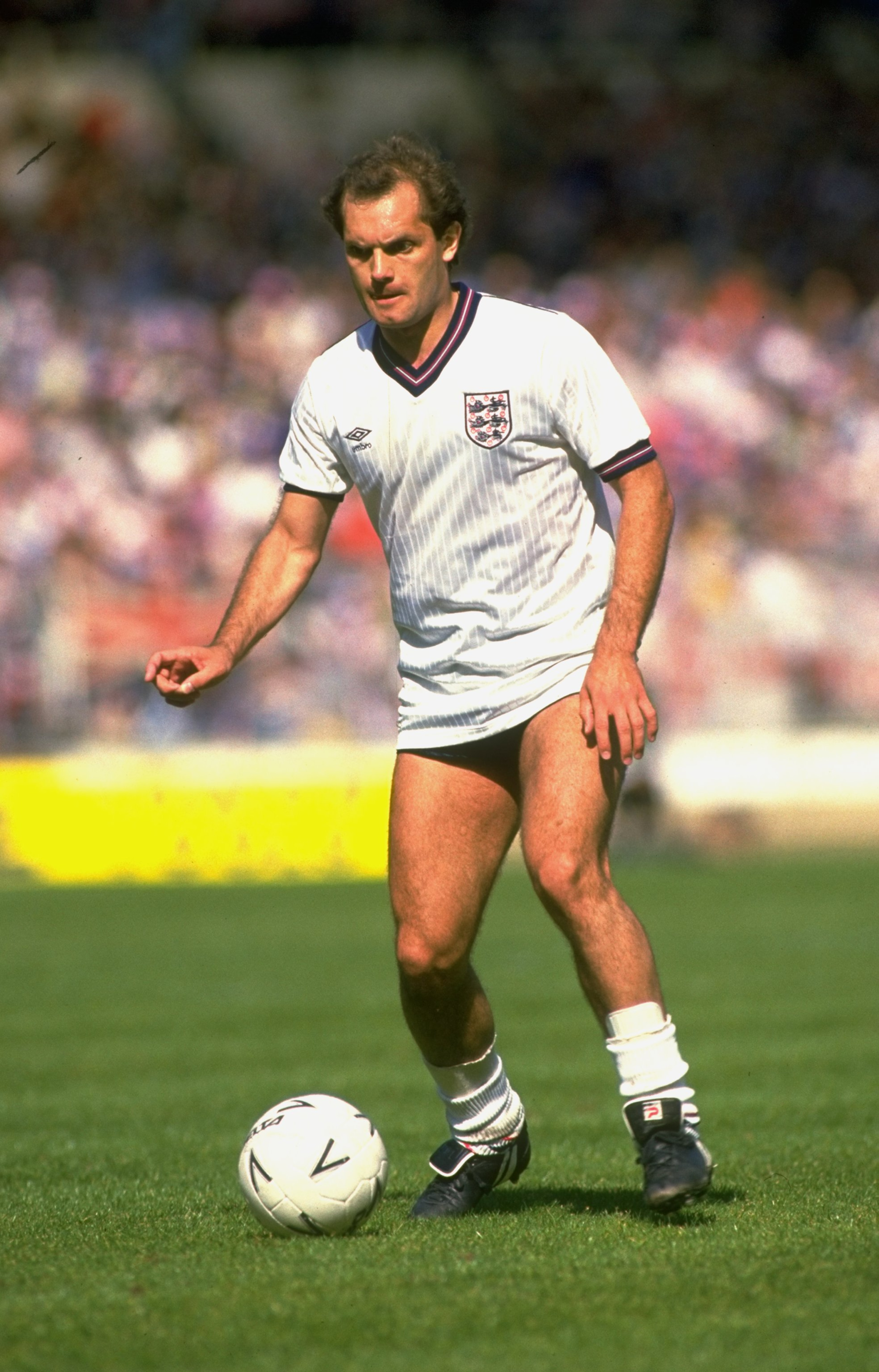 2 Jun 1984: Ray Wilkins of England in action during the International Friendly match against the USSR at Wembley Stadium in London. The USSR won the match 2-0. \ Mandatory Credit: David Cannon /Allsport 2 Jun 1984: Ray Wilkins of England in action during the International Friendly match against the USSR at Wembley Stadium in London. The USSR won the match 2-0. \ Mandatory Credit: David Cannon /Allsport