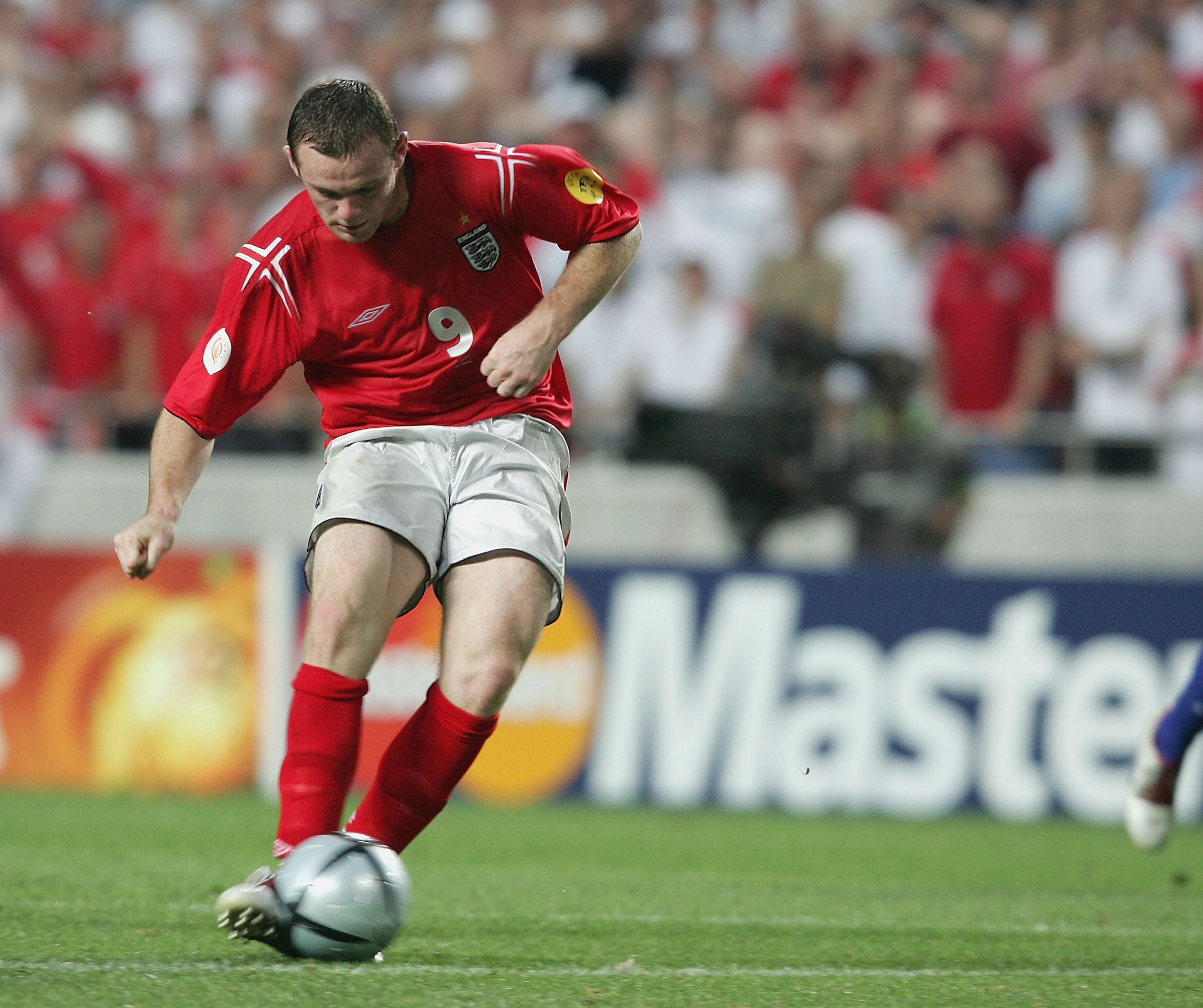 LISBON, PORTUGAL - JUNE 21: Wayne Rooney of England scores the third goal during the UEFA Euro 2004, Group B match between Croatia and England at the Luz Stadium on June 21, 2004 in Lisbon, Portugal. (Photo by Ross Kinnaird/Getty Images) LISBON, PORTUGAL - JUNE 21: Wayne Rooney of England scores the third goal during the UEFA Euro 2004, Group B match between Croatia and England at the Luz Stadium on June 21, 2004 in Lisbon, Portugal. (Photo by Ross Kinnaird/Getty Images)