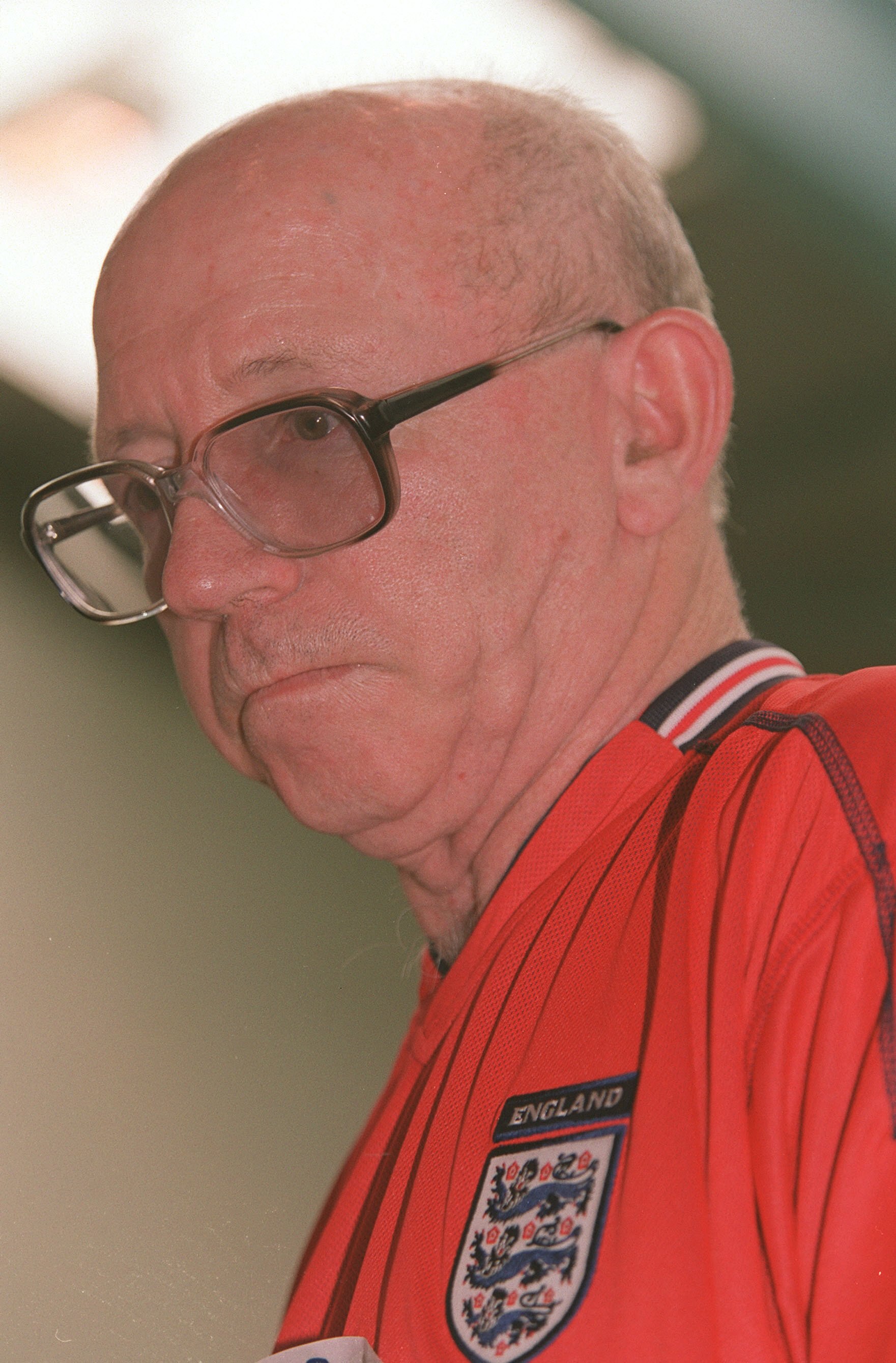 LONDON - MAY 16: Britain's Nobby Stiles from the winning World Cup Team of 1966 meet at White Hart Lane to raise awareness and funds for the Orchid Cancer Appeal that was held at White Hart Lane London on May 16, 2002.  (Photo by Warren Little/Getty Image