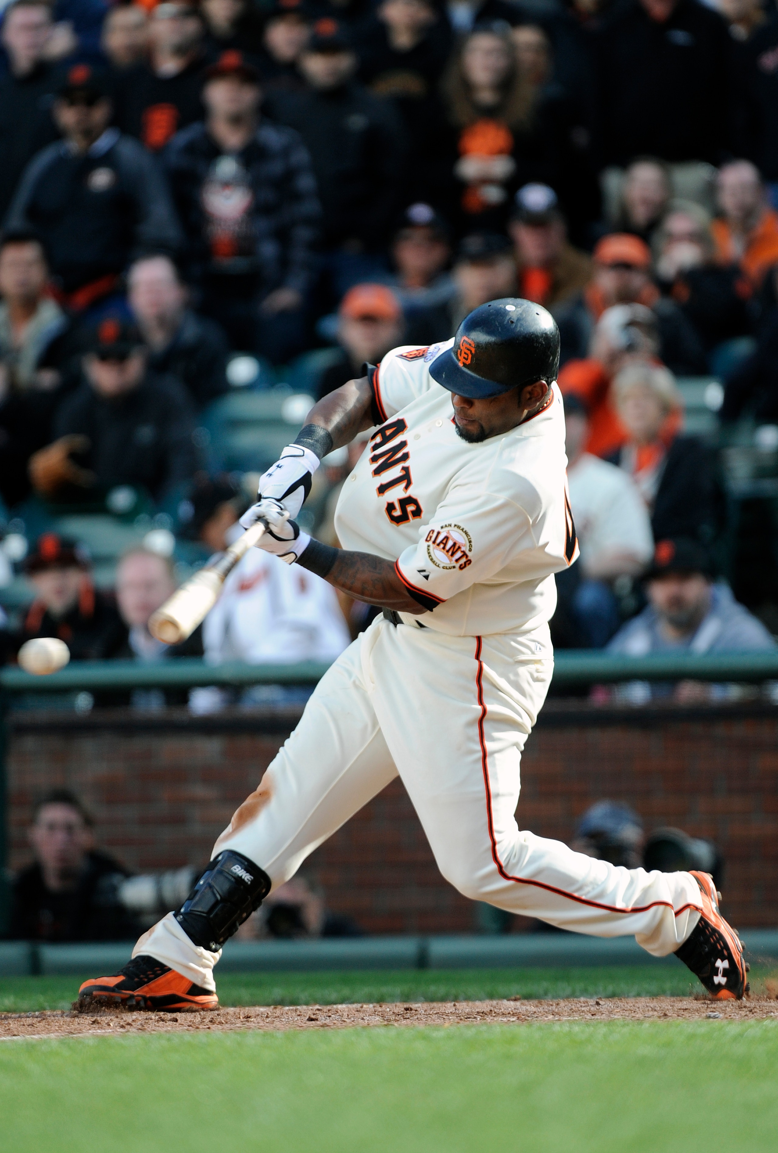 SAN FRANCISCO, CA - APRIL 8: Pablo Sandoval #48 of the San Francisco Giants singles home Aaron Rowand in the 9th inning to tie the game 4-4 against the St. Louis Cardinal at AT&T Park April 8, 2011 in San Francisco, California. The Giants won the game in SAN FRANCISCO, CA - APRIL 8: Pablo Sandoval #48 of the San Francisco Giants singles home Aaron Rowand in the 9th inning to tie the game 4-4 against the St. Louis Cardinal at AT&T Park April 8, 2011 in San Francisco, California. The Giants won the game in
