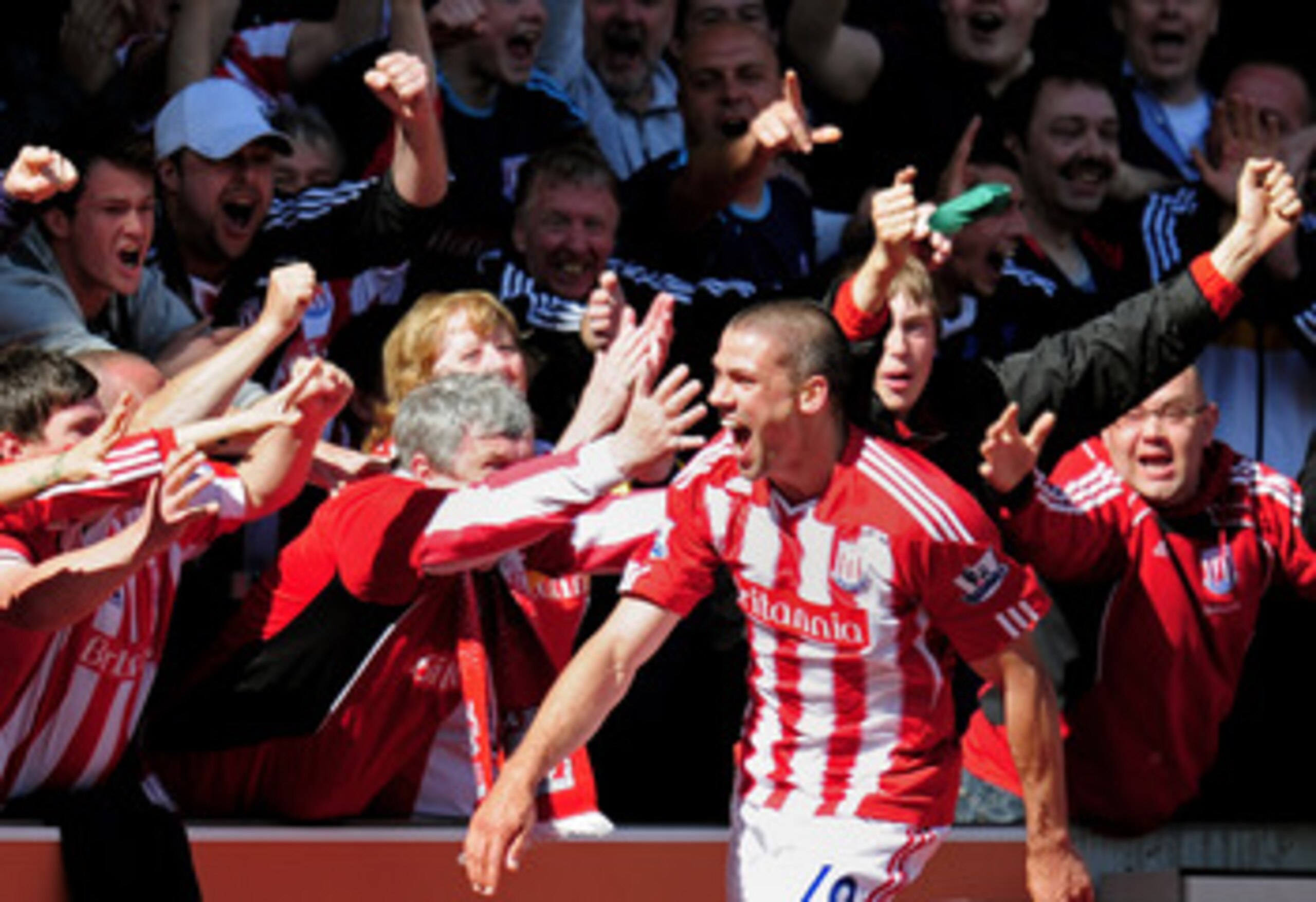 STOKE ON TRENT, ENGLAND - MAY 08:  Jonathan Walters of Stoke celebrates after scoring his team's third goal during the Barclays Premier League match between Stoke City and Arsenal at the Britannia Stadium on May 8, 2011 in Stoke on Trent, England.  (Photo