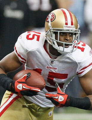 ATLANTA - OCTOBER 03:  Michael Crabtree #15 of the San Francisco 49ers against the Atlanta Falcons at Georgia Dome on October 3, 2010 in Atlanta, Georgia.  (Photo by Kevin C. Cox/Getty Images)