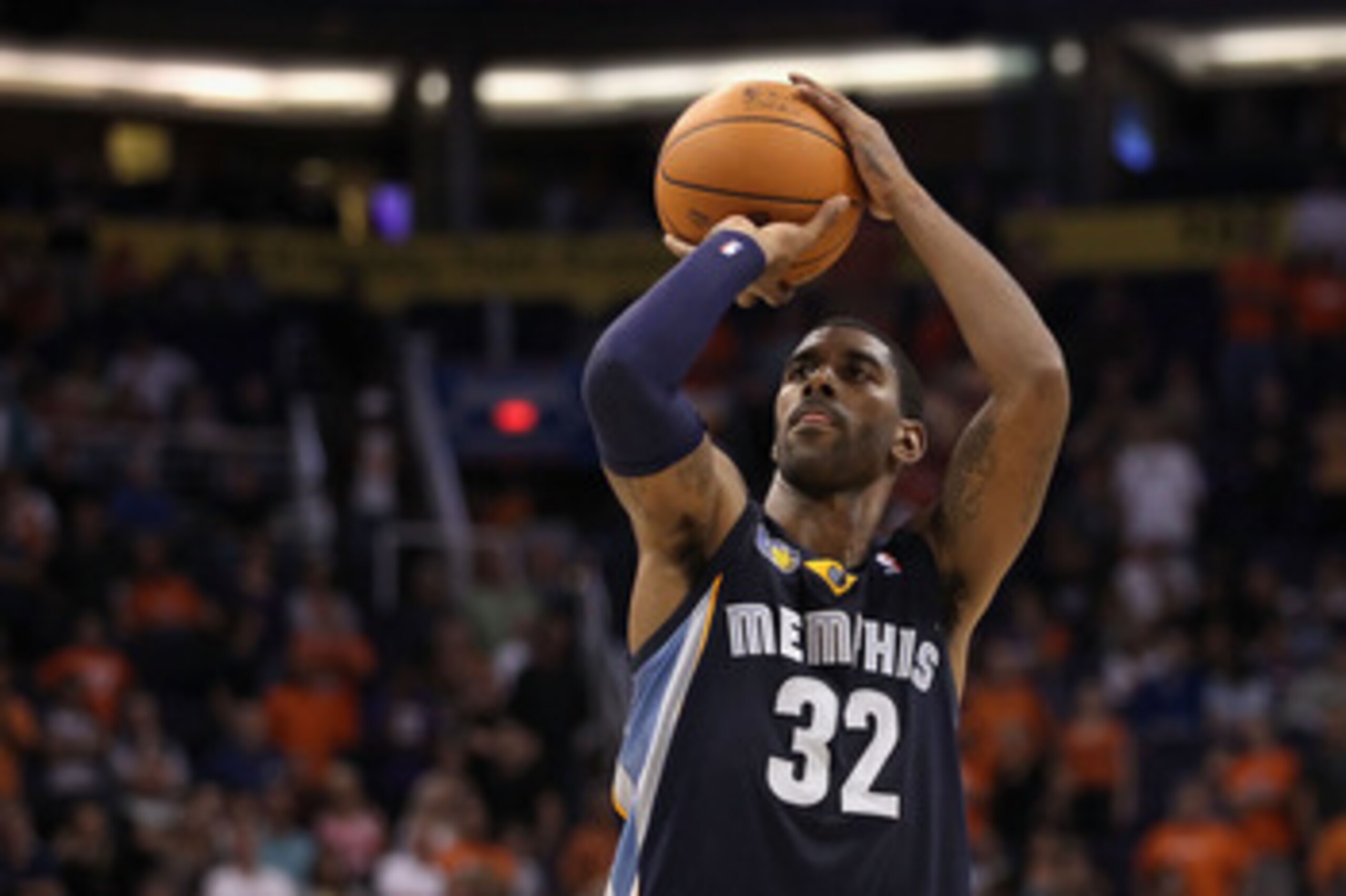 PHOENIX - NOVEMBER 05:  O.J. Mayo #32 of the Memphis Grizzlies shoots a free throw shot during the NBA game against the Phoenix Suns at US Airways Center on November 5, 2010 in Phoenix, Arizona. NOTE TO USER: User expressly acknowledges and agrees that, b