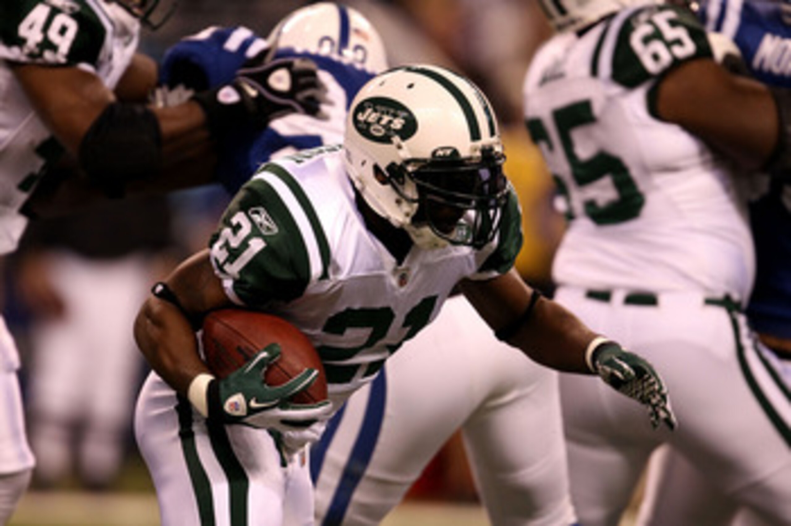 INDIANAPOLIS, IN - JANUARY 08:  LaDainian Tomlinson #21 of the New York Jets runs the ball in the first quarter the Indianapolis Colts during their 2011 AFC wild card playoff game at Lucas Oil Stadium on January 8, 2011 in Indianapolis, Indiana.  (Photo b
