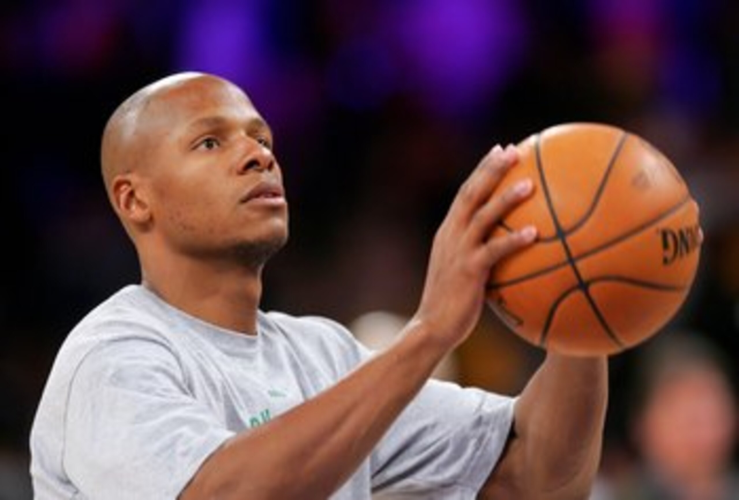 LOS ANGELES, CA - DECEMBER 30:   Ray Allen #20 of the Boston Celtics warms up before the game against the Los Angeles Lakers at Staples Center on December 30, 2007 in Los Angeles, California.  NOTE TO USER: User expressly acknowledges and agrees that, by