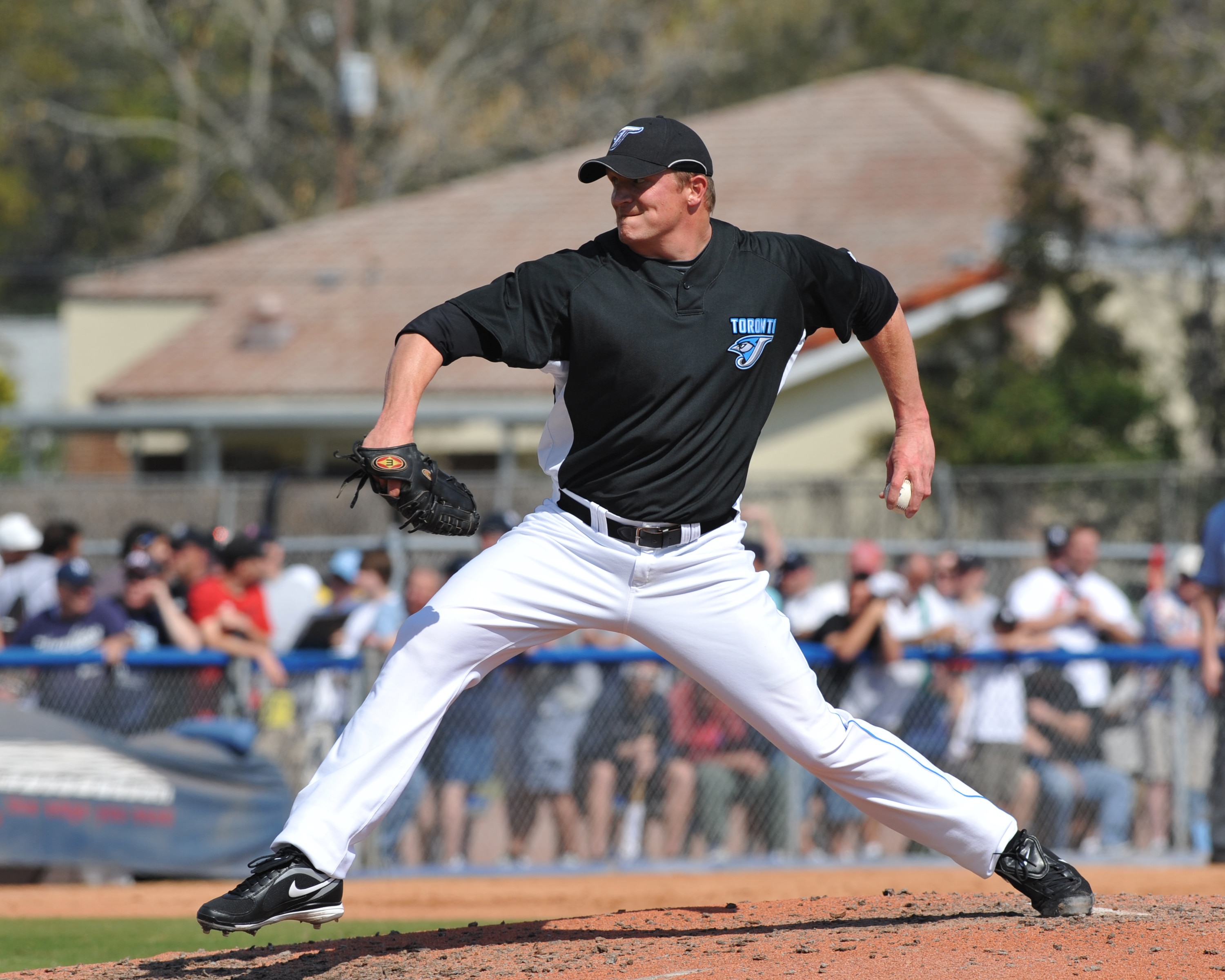DUNEDIN, FL - FEBRUARY 25 :  Pitcher B. J. Ryan of the Toronto Blue Jays throws in relief against he New York Yankees February 25, 2009 at Dunedin Stadium in Dunedin, Florida.  (Photo by Al Messerschmidt/Getty Images)