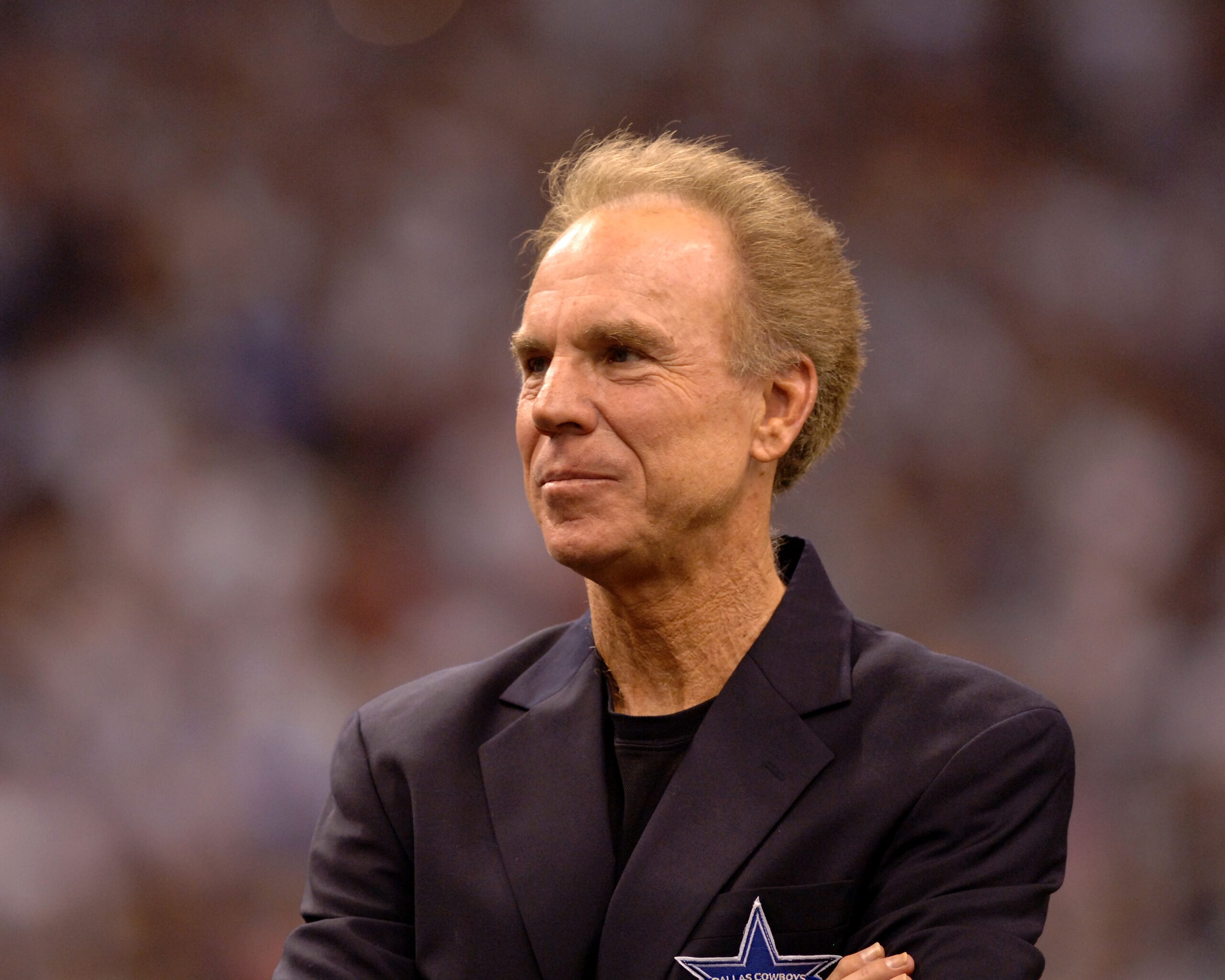 Dallas Cowboys great Roger Staubach  on the sidelines during a Monday Night Football game September 19, 2005 in Irving, Texas.  The  Washington Skins defeated the Cowboys 14 - 13. (Photo by Al Messerschmidt/Getty Images)