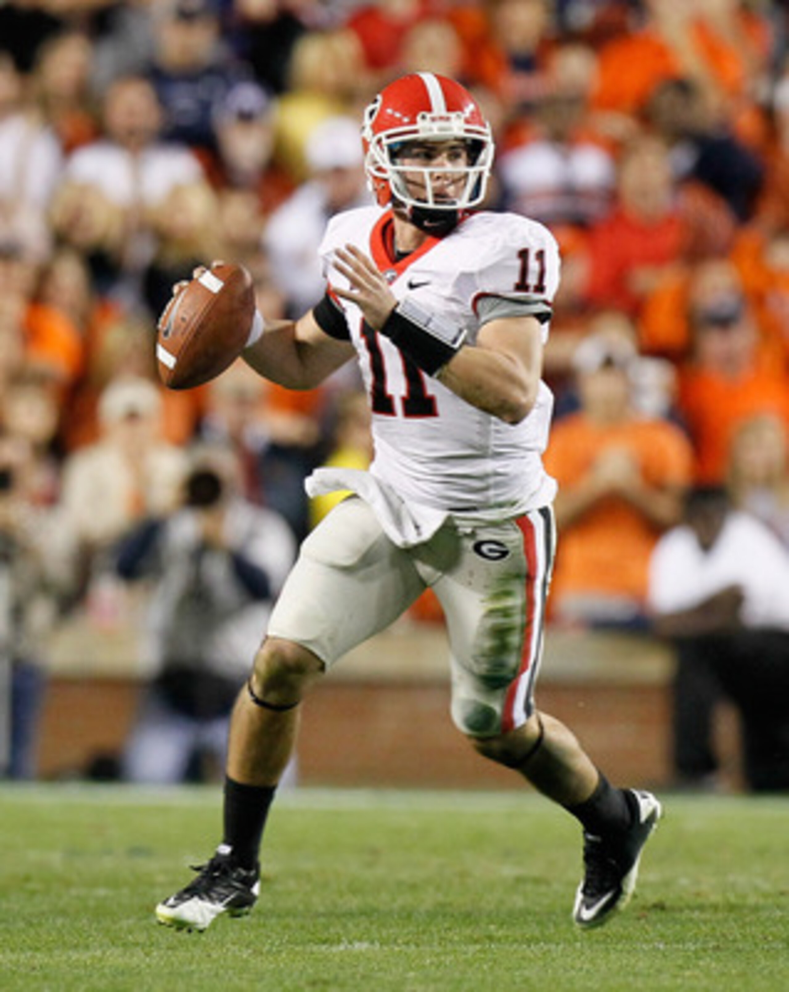 AUBURN, AL - NOVEMBER 13: Quarterback Aaron Murray #11 of the Georgia Bulldogs against the Auburn Tigers at Jordan-Hare Stadium on November 13, 2010 in Auburn, Alabama. (Photo by Kevin C. Cox/Getty Images) AUBURN, AL - NOVEMBER 13: Quarterback Aaron Murray #11 of the Georgia Bulldogs against the Auburn Tigers at Jordan-Hare Stadium on November 13, 2010 in Auburn, Alabama. (Photo by Kevin C. Cox/Getty Images)
