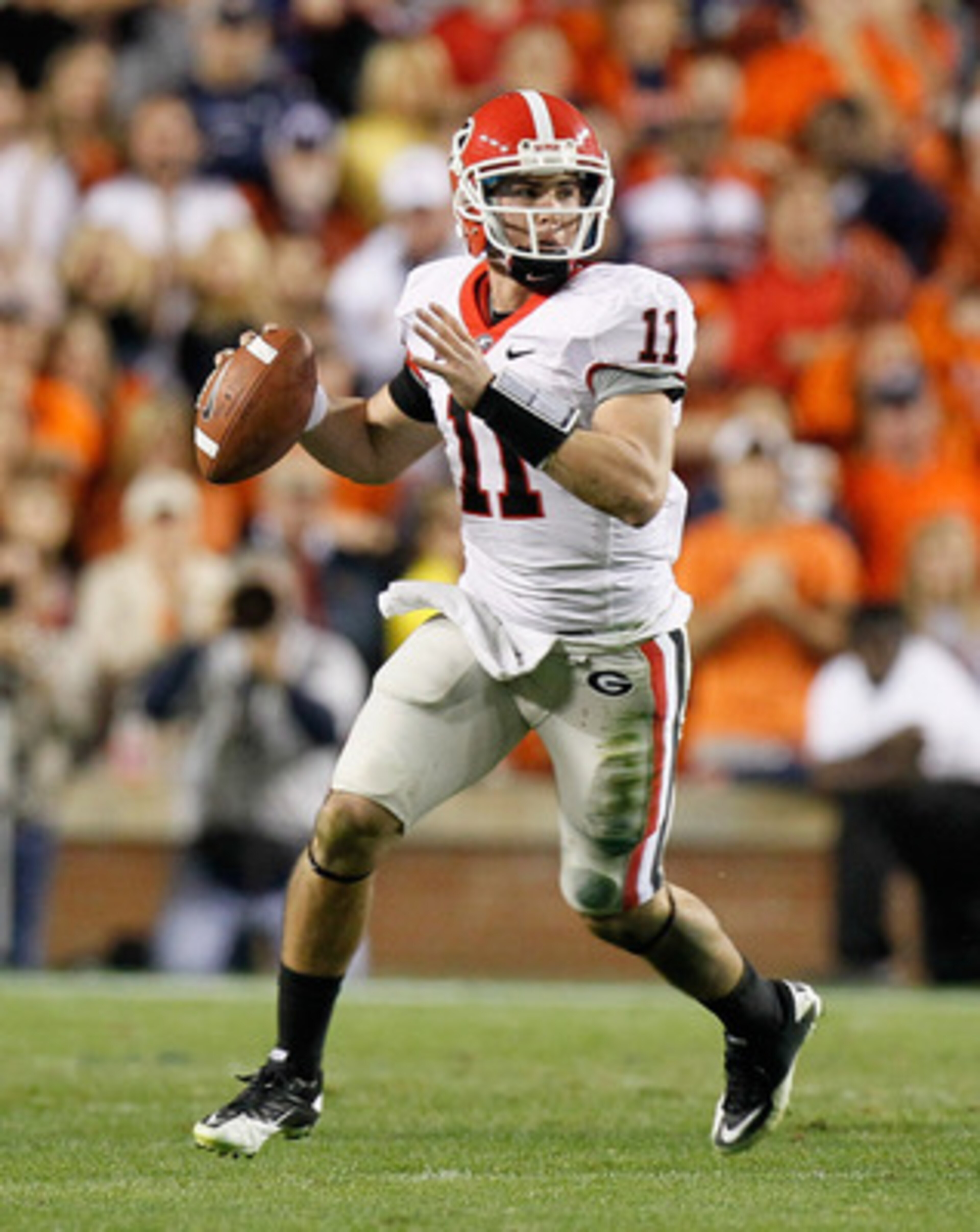 AUBURN, AL - NOVEMBER 13: Quarterback Aaron Murray #11 of the Georgia Bulldogs against the Auburn Tigers at Jordan-Hare Stadium on November 13, 2010 in Auburn, Alabama. (Photo by Kevin C. Cox/Getty Images) AUBURN, AL - NOVEMBER 13: Quarterback Aaron Murray #11 of the Georgia Bulldogs against the Auburn Tigers at Jordan-Hare Stadium on November 13, 2010 in Auburn, Alabama. (Photo by Kevin C. Cox/Getty Images)