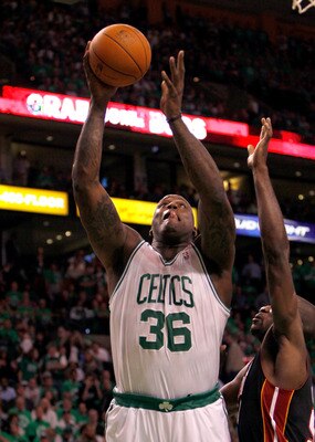 BOSTON, MA - OCTOBER 26: Shaquille O'Neal #36 of the Boston Celtics beats Dwyane Wade #3 of the Miami Heat to the basket at the TD Banknorth Garden on October 26, 2010 in Boston, Massachusetts. NOTE TO USER: User expressly acknowledges and agrees that, by BOSTON, MA - OCTOBER 26: Shaquille O'Neal #36 of the Boston Celtics beats Dwyane Wade #3 of the Miami Heat to the basket at the TD Banknorth Garden on October 26, 2010 in Boston, Massachusetts. NOTE TO USER: User expressly acknowledges and agrees that, by