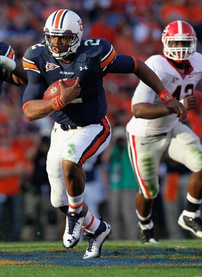 AUBURN, AL - NOVEMBER 13:  Quarterback Cam Newton #2 of the Auburn Tigers against the Georgia Bulldogs at Jordan-Hare Stadium on November 13, 2010 in Auburn, Alabama.  (Photo by Kevin C. Cox/Getty Images)
