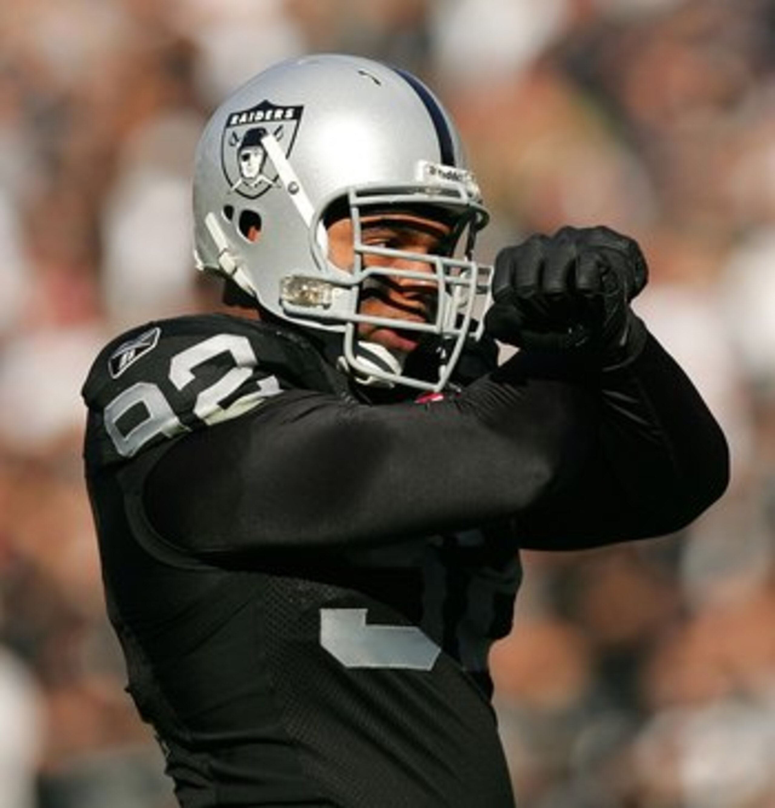 OAKLAND, CA - NOVEMBER 15:  Richard Seymour #92 of the Oakland Raiders celebrates after making a tackle against the Kansas City Chiefs at Oakland-Alameda County Coliseum on November 15, 2009 in Oakland, California.  (Photo by Ezra Shaw/Getty Images)