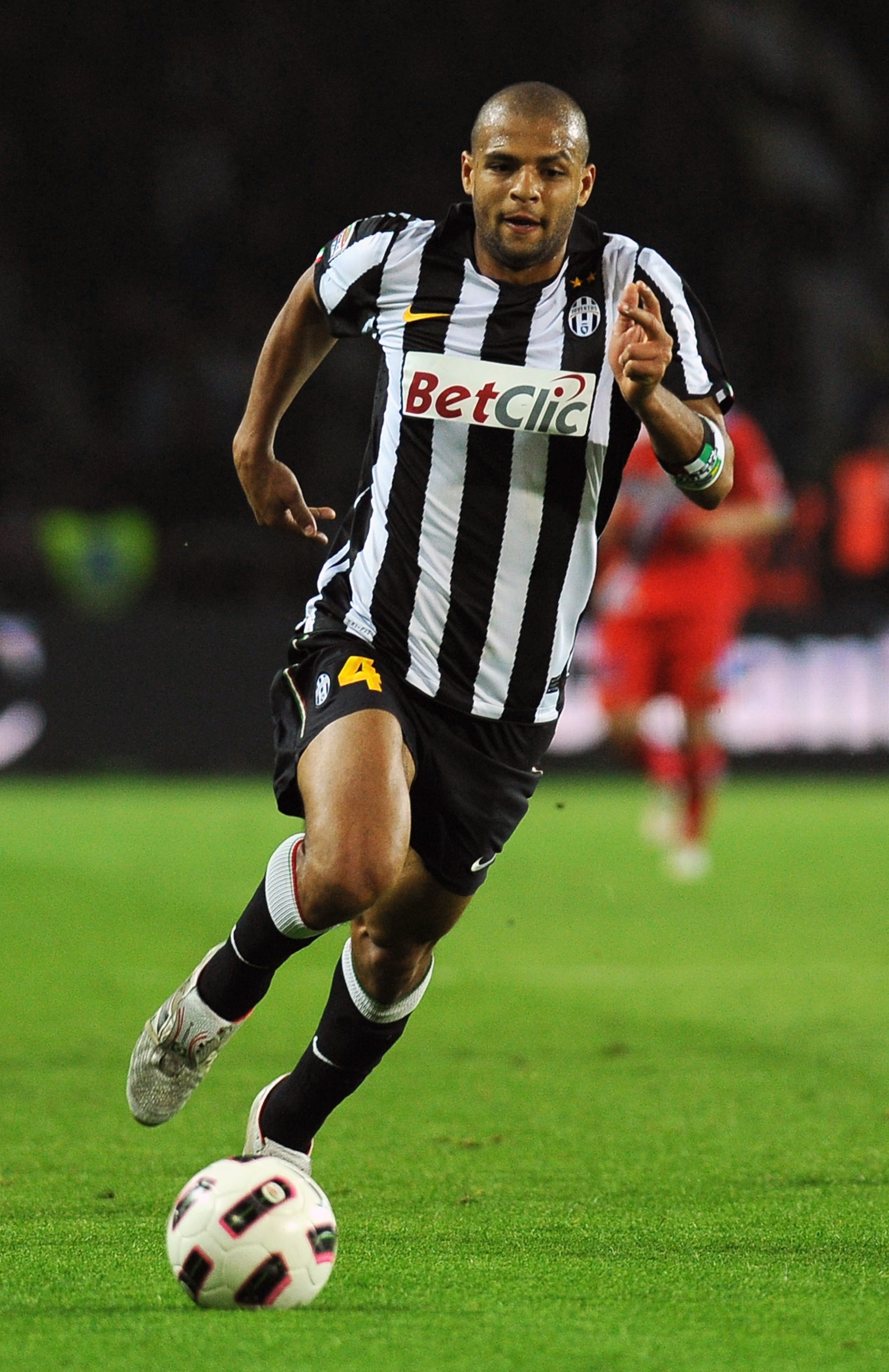 TURIN, ITALY - APRIL 23:  Felipe Melo of Juventus FC in action during the Serie A match between Juventus FC and Catania Calcio at Olimpico Stadium on April 23, 2011 in Turin, Italy.  (Photo by Valerio Pennicino/Getty Images)