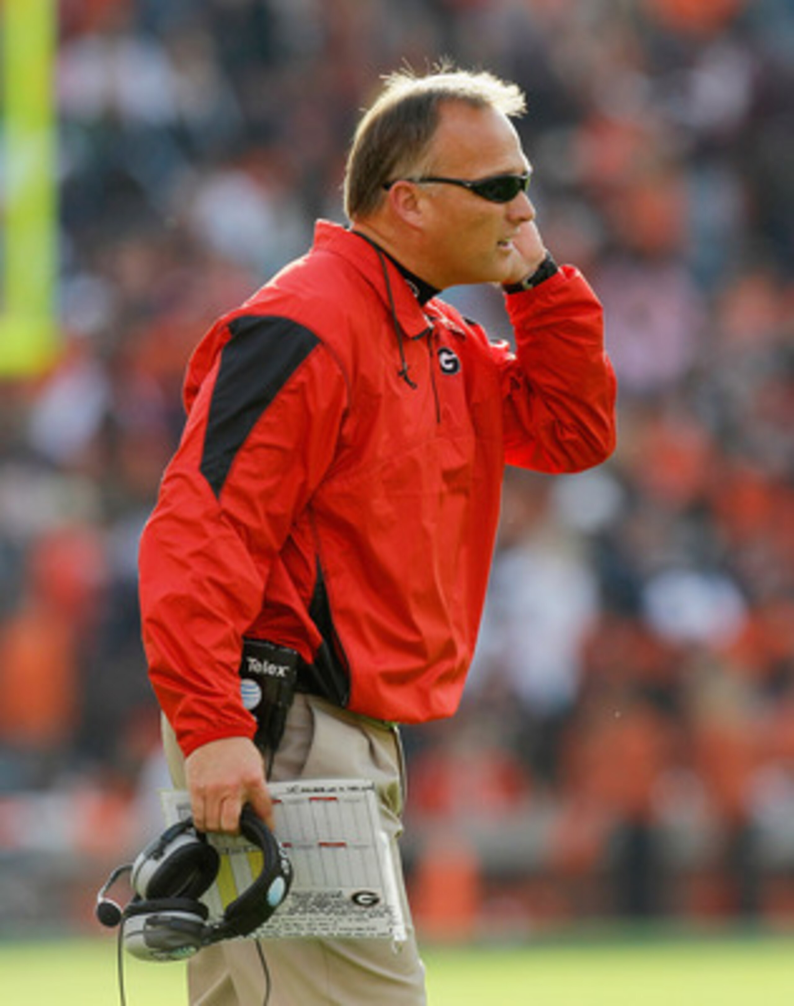 AUBURN, AL - NOVEMBER 13:  Head coach Mark Richt of the Georgia Bulldogs against the Auburn Tigers at Jordan-Hare Stadium on November 13, 2010 in Auburn, Alabama.  (Photo by Kevin C. Cox/Getty Images)