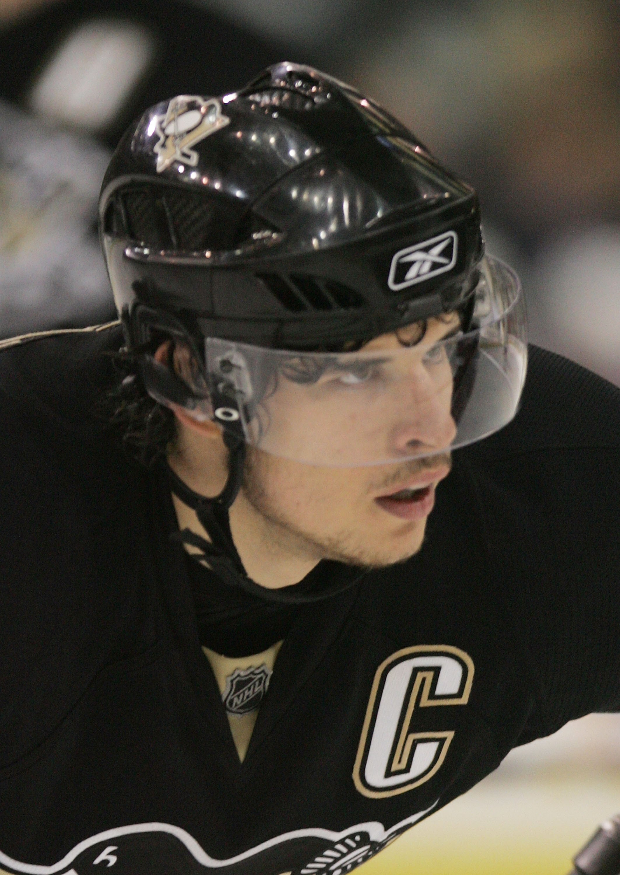 PITTSBURGH - MAY 04: Sidney Crosby #87 of the Pittsburgh Penguins shows off his playoff beard during his game against the New York Rangers in game five of the Eastern Conference Semifinals of the 2008 NHL Stanley Cup Playoffs on May 4, 2008 at the Mellon 