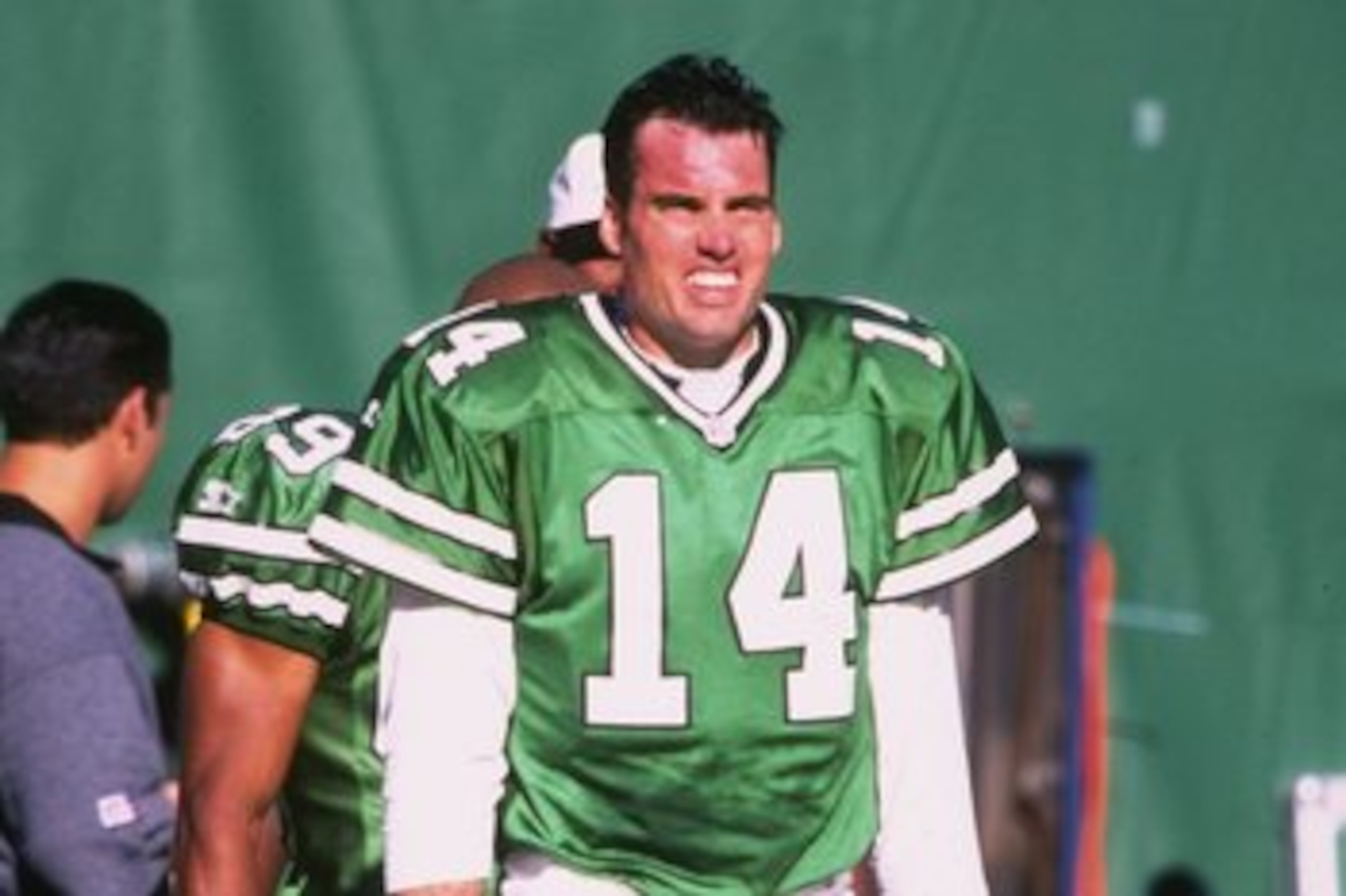 12 Oct 1997:  Neil O''Donnell of the New York Jets during the Jets31-20 loss to the Miami Dolphins at the Meadowlands in East Rutherford, New Jersey. Mandatory Credit: Tomasso Derosa  /Allsport