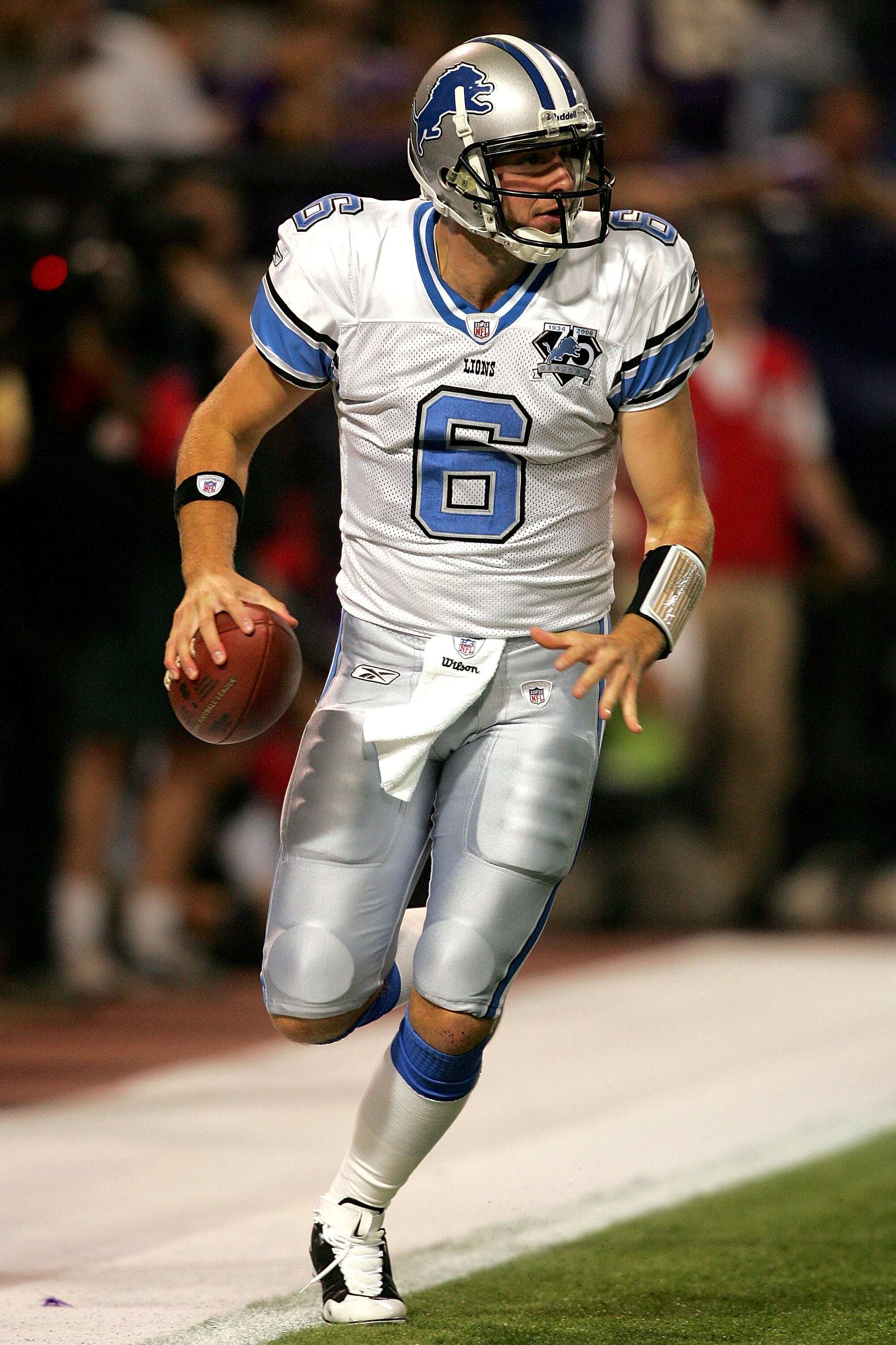 MINNEAPOLIS - OCTOBER 12:  Quarterback Dan Orlovsky #6 of the Detroit Lions steps out of the back of the endzone for a safety against the Minnesota Vikings at the HHH Metrodome October 12, 2008 in Minneapolis, Minnesota. (Photo by Matthew Stockman/Getty I