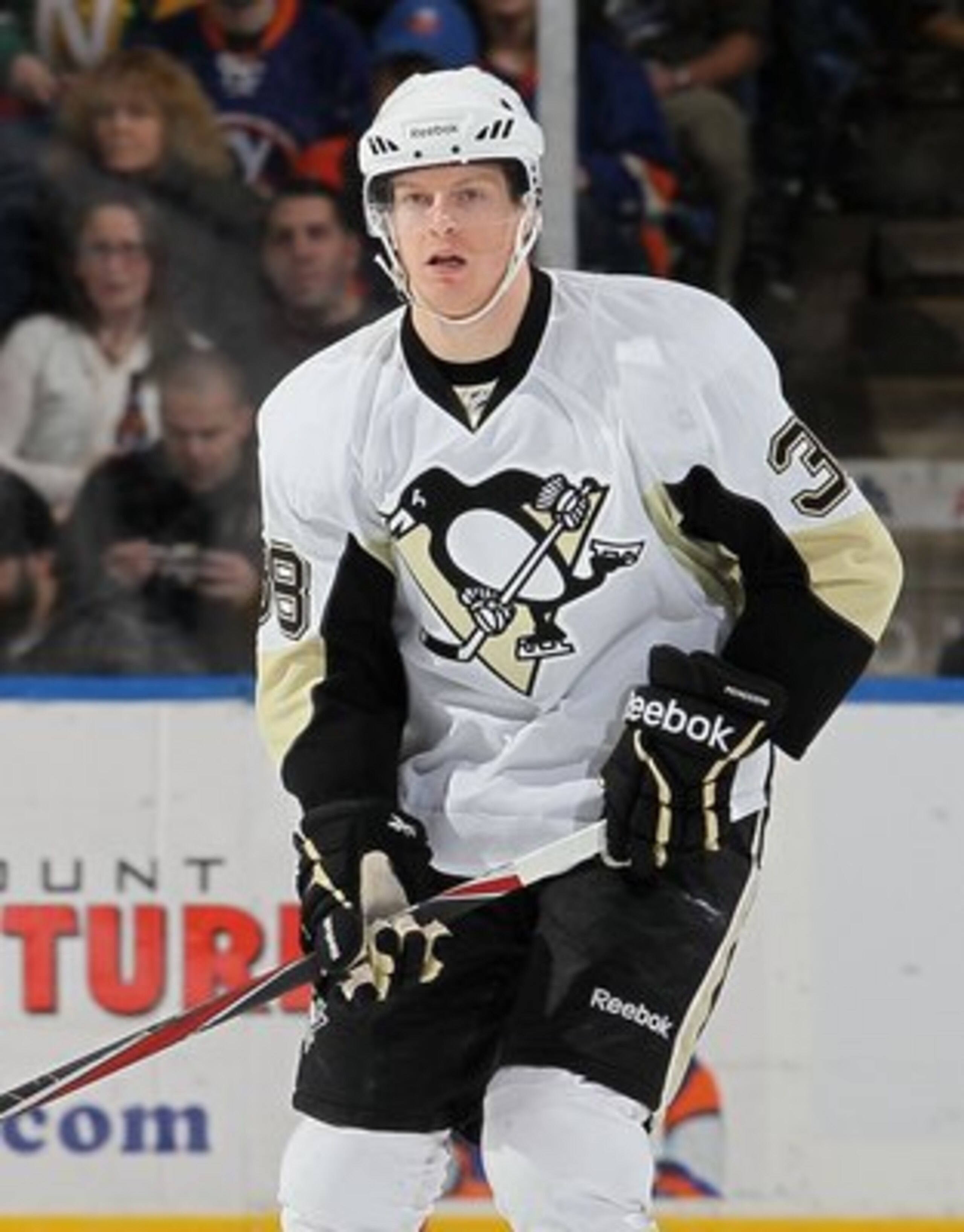 UNIONDALE, NY - FEBRUARY 11:  Nick Johnson #38 of the Pittsburgh Penguins skates against the New York Islanders on February 11, 2011 at Nassau Coliseum in Uniondale, New York. The Isles defeated the Pens 9-3.  (Photo by Jim McIsaac/Getty Images)