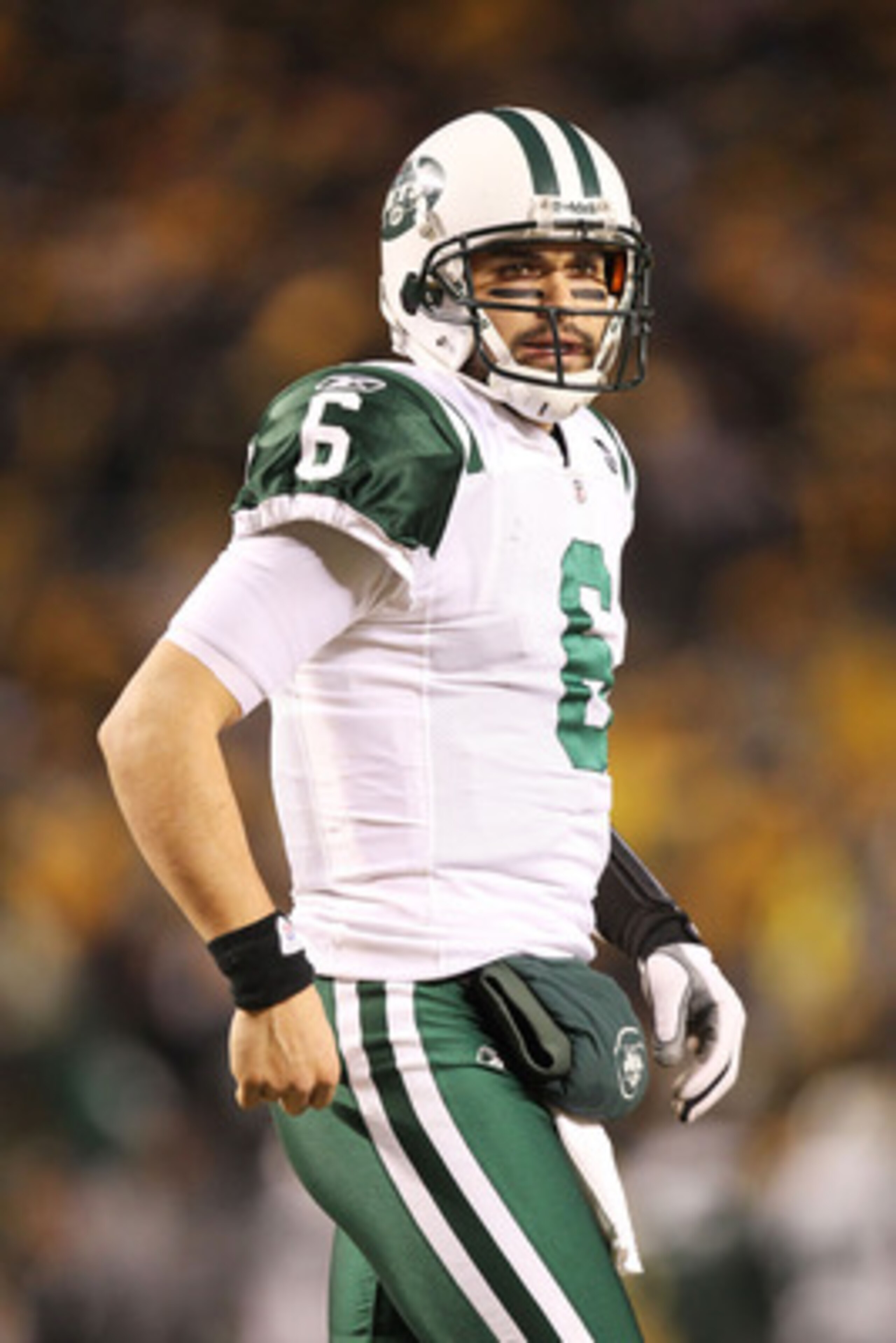 PITTSBURGH, PA - JANUARY 23:  Mark Sanchez #6 of the New York Jets looks on during their 19 to 24 loss to the Pittsburgh Steelers in the 2011 AFC Championship game at Heinz Field on January 23, 2011 in Pittsburgh, Pennsylvania.  (Photo by Ronald Martinez/