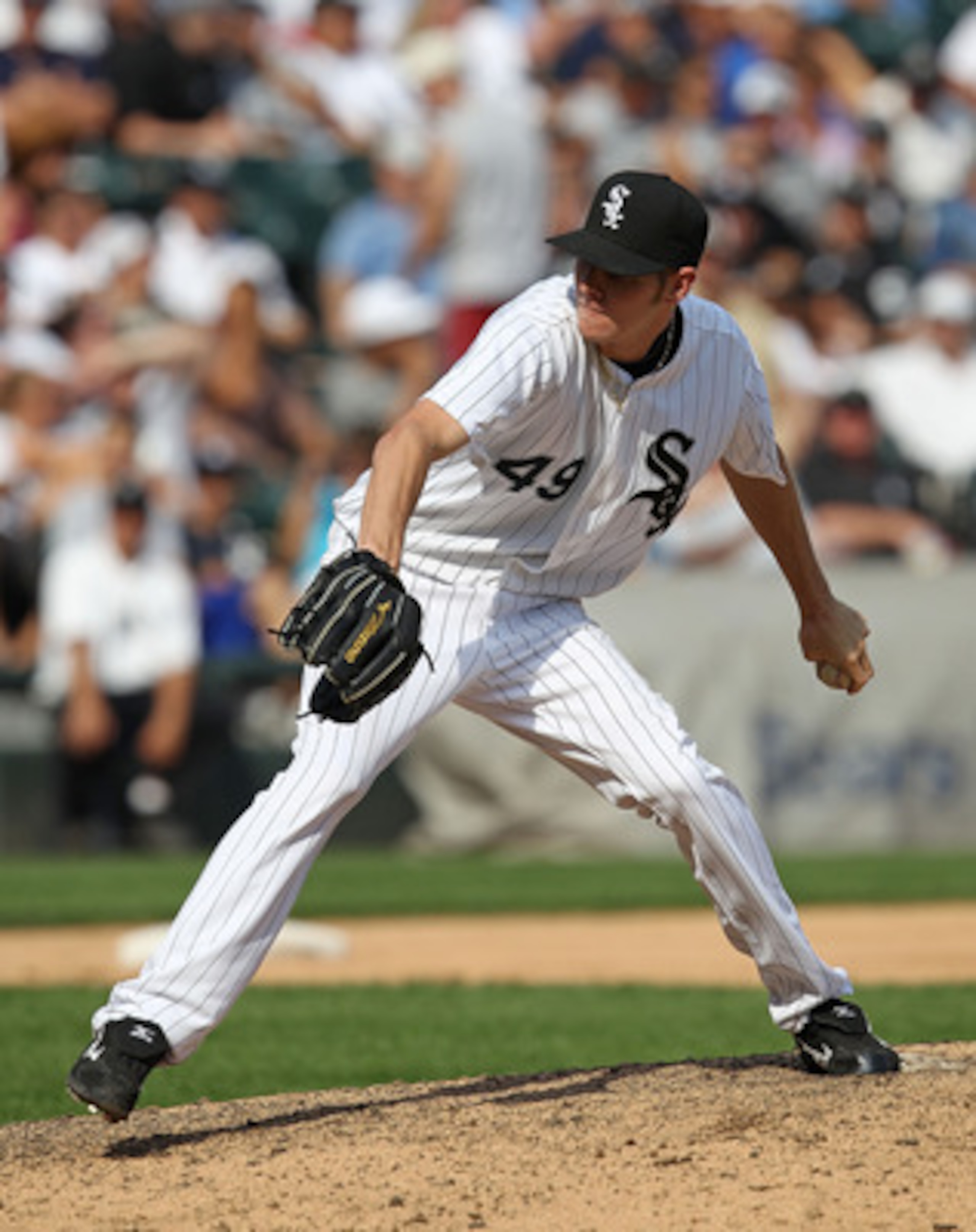 CHICAGO - AUGUST 29: Chris Sale #49 of the Chicago White Sox pitches against the New York Yankees at U.S. Cellular Field on August 29, 2010 in Chicago, Illinois. The Yankees defeated the White Sox 2-1. (Photo by Jonathan Daniel/Getty Images)