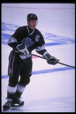 21 Mar 1995: Center Wayne Gretzky of the Los Angeles Kings looks on during a game against the Anaheim Mighty Ducks at Arrowhead Pond in Anaheim, California. The game was a tie, 3-3.