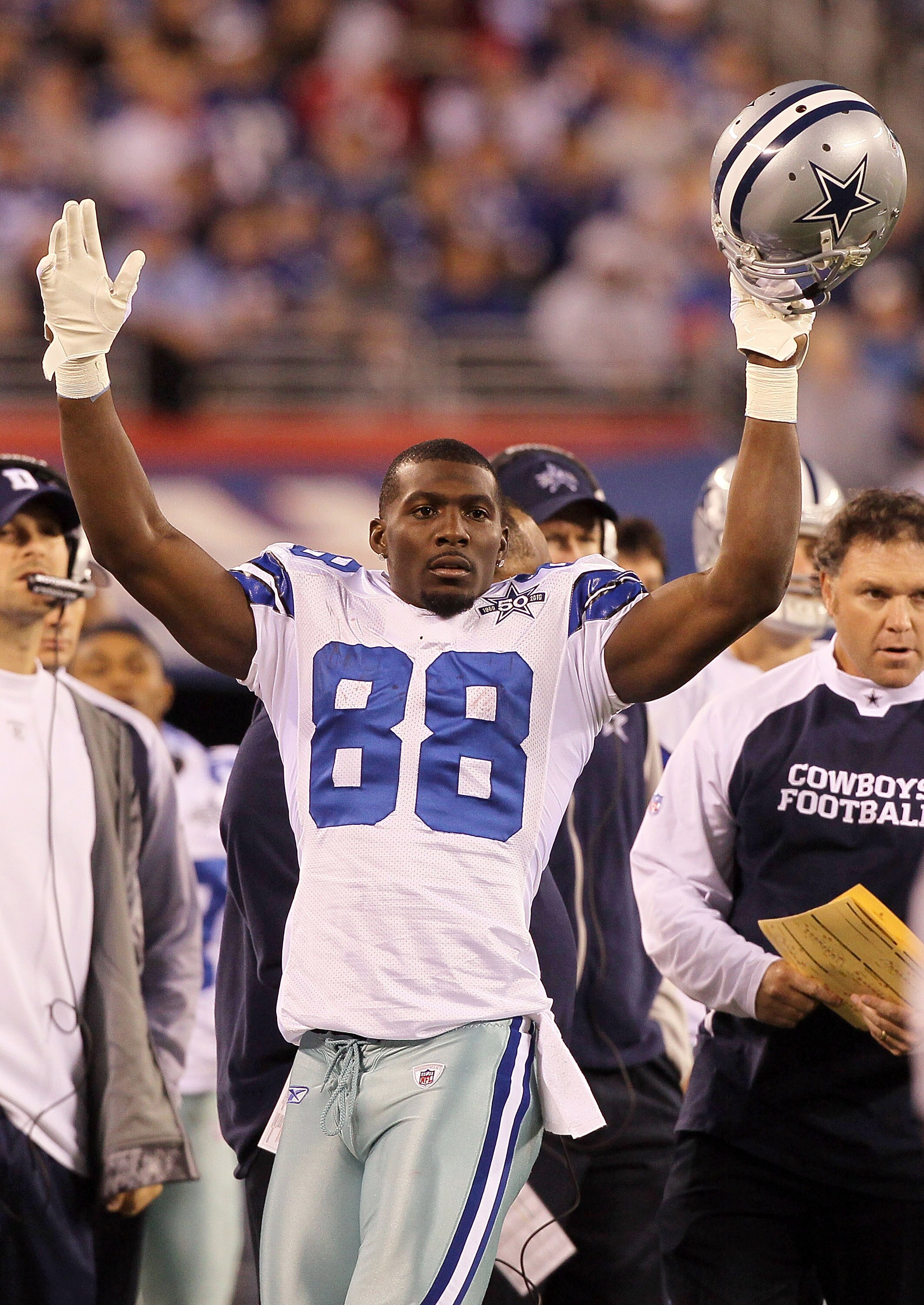 EAST RUTHERFORD, NJ - NOVEMBER 14:  Dez Bryant #88 of the Dallas Cowboys celebrates after his first quarter touchdown reception against the New York Giants was confirmed by video replay on November 14, 2010 at the New Meadowlands Stadium in East Rutherfor