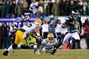 PHILADELPHIA, PA - JANUARY 09: DeSean Jackson #10 of the Philadelphia Eagles runs down field against Desmond Bishop #55 and Nick Collins #36 of the Green Bay Packers during the 2011 NFC wild card playoff game at Lincoln Financial Field on January 9, 2011 PHILADELPHIA, PA - JANUARY 09: DeSean Jackson #10 of the Philadelphia Eagles runs down field against Desmond Bishop #55 and Nick Collins #36 of the Green Bay Packers during the 2011 NFC wild card playoff game at Lincoln Financial Field on January 9, 2011