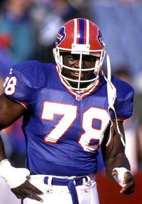 Bruce Smith, defensive end, Buffalo Bills. (Photo by Al Messerschmidt/Getty Images) *** Local Caption ***