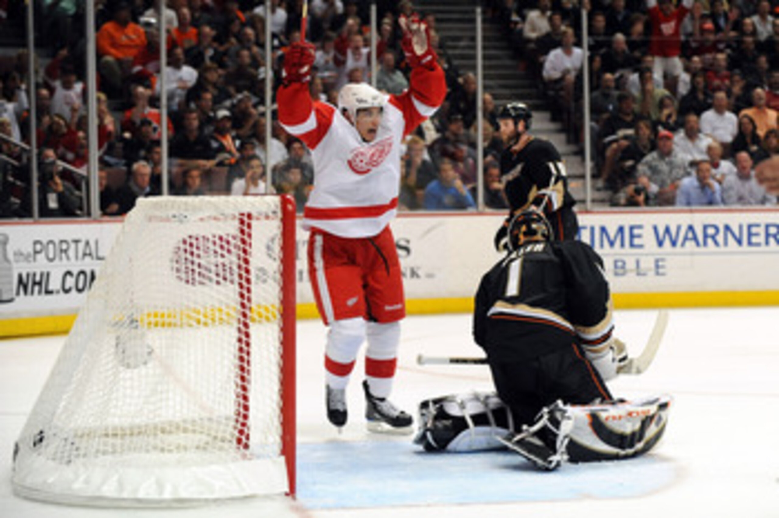 ANAHEIM, CA - MAY 07:  Valterri Filppula #51 of the Detroit Red Wings celebrates as a goal by Marian Hossa #81 of the Red Wings gets by goalie Jonas Hiller #1 of the Anaheim Ducks in the second period of Game Four of the Western Conference Semifinals at H