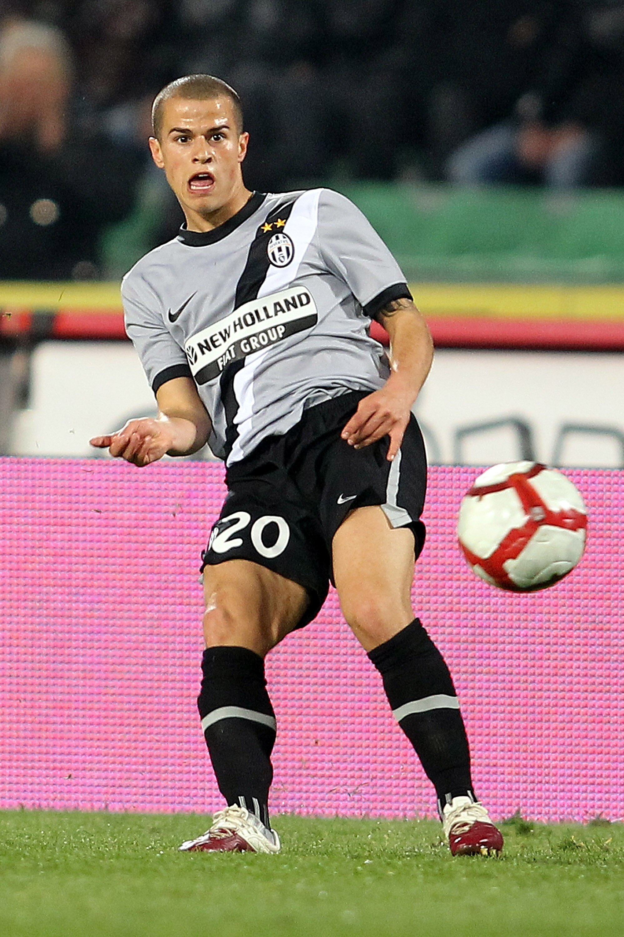 UDINE, ITALY - APRIL 03:  Sebastian Giovinco of Juventus FC in action during the Serie A match between Udinese Calcio and Juventus FC at Stadio Friuli on April 3, 2010 in Udine, Italy.  (Photo by Gabriele Maltinti/Getty Images)