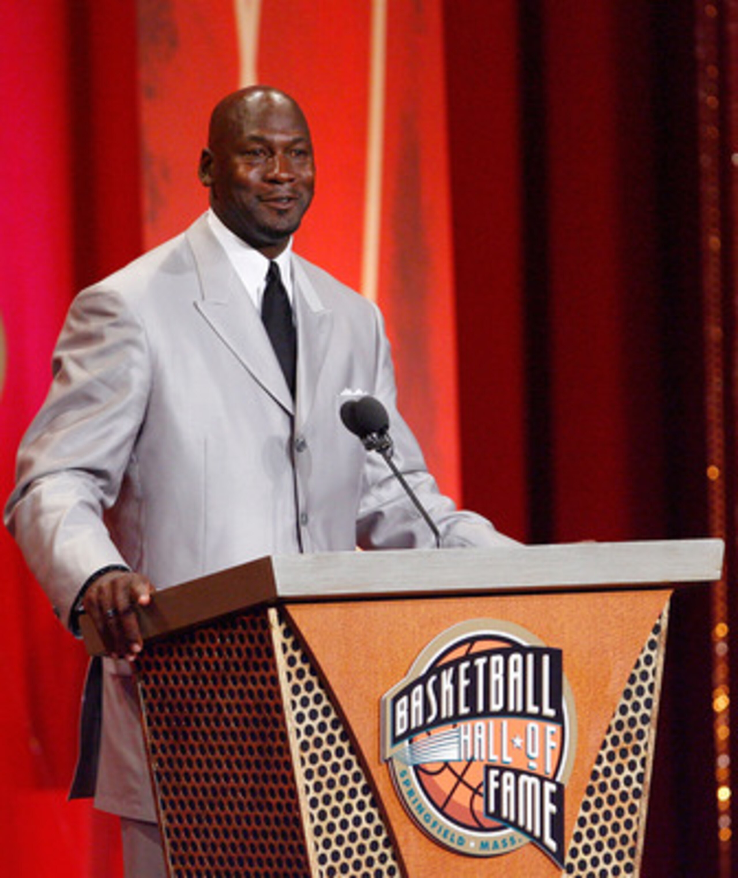 SPRINGFIELD, MA - SEPTEMBER 11: Michael Jordan is inducted into the Naismith Memorial Basketball Hall of Fame during a ceremony on September 11, 2009 in Springfield, Massachusetts. NOTE TO USER: User expressly acknowledges and agrees that, by downloading SPRINGFIELD, MA - SEPTEMBER 11: Michael Jordan is inducted into the Naismith Memorial Basketball Hall of Fame during a ceremony on September 11, 2009 in Springfield, Massachusetts. NOTE TO USER: User expressly acknowledges and agrees that, by downloading