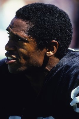 LOS ANGELES - SEPTEMBER 8:  Defensive back Mike Haynes of the Los Angeles Raiders looks on during the game against the New York Jets during the game at the Los Angeles Memorial Coliseum on September 8, 1985 in Los Angeles, California.  The Raiders won 31-